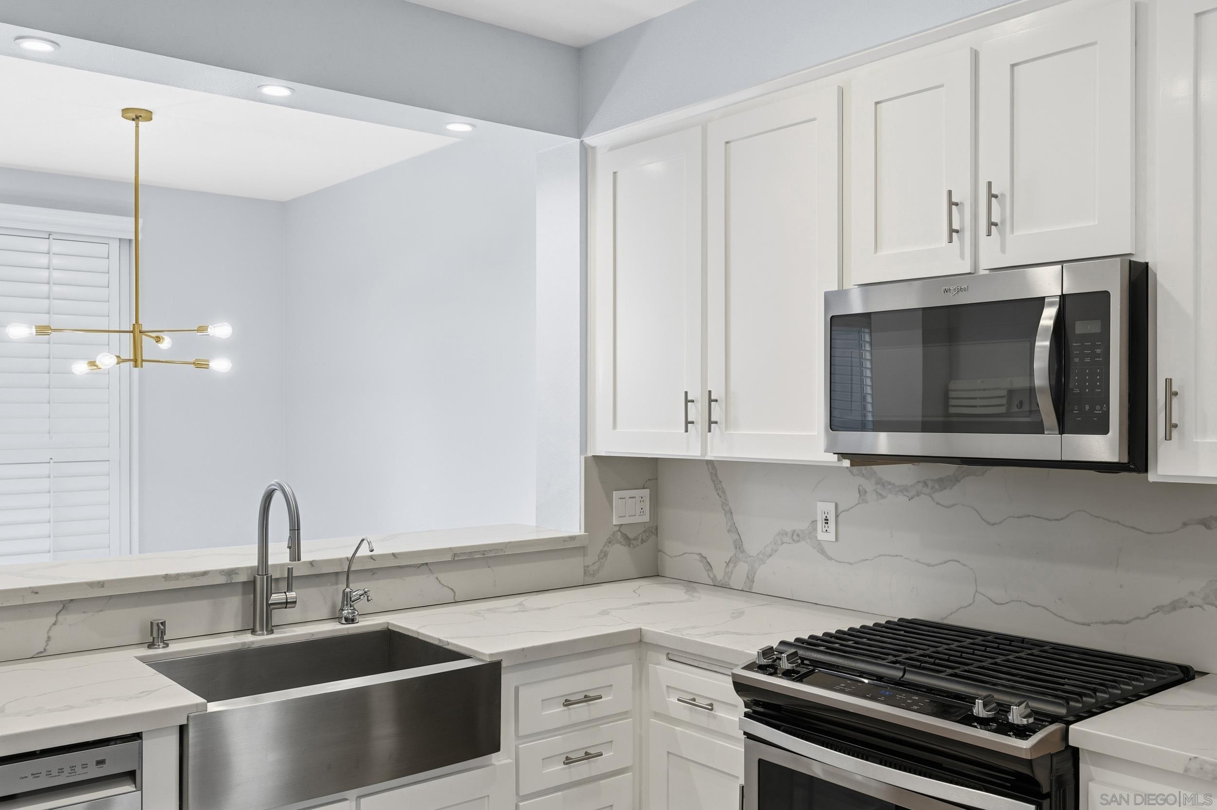 Detail Gallery Image 9 of 31 For 2184  Lago Ventana, Chula Vista,  CA 91914 - 3 Beds | 2/1 Baths