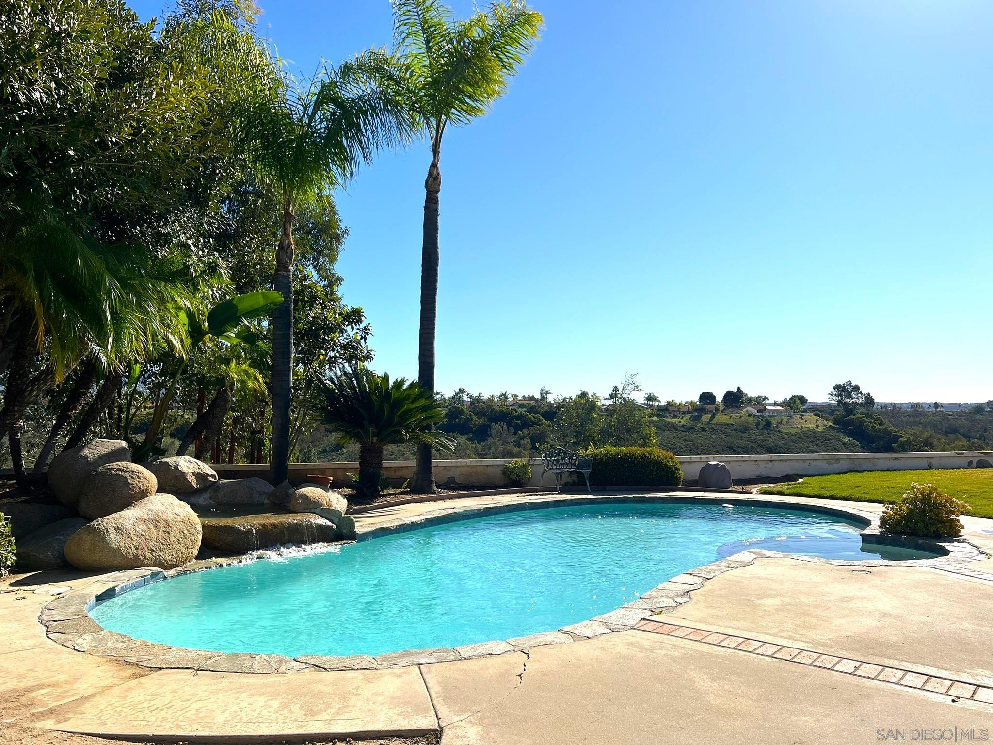 Detail Gallery Image 32 of 41 For 14109  Arbolitos Dr, Poway,  CA 92064 - 3 Beds | 3/1 Baths