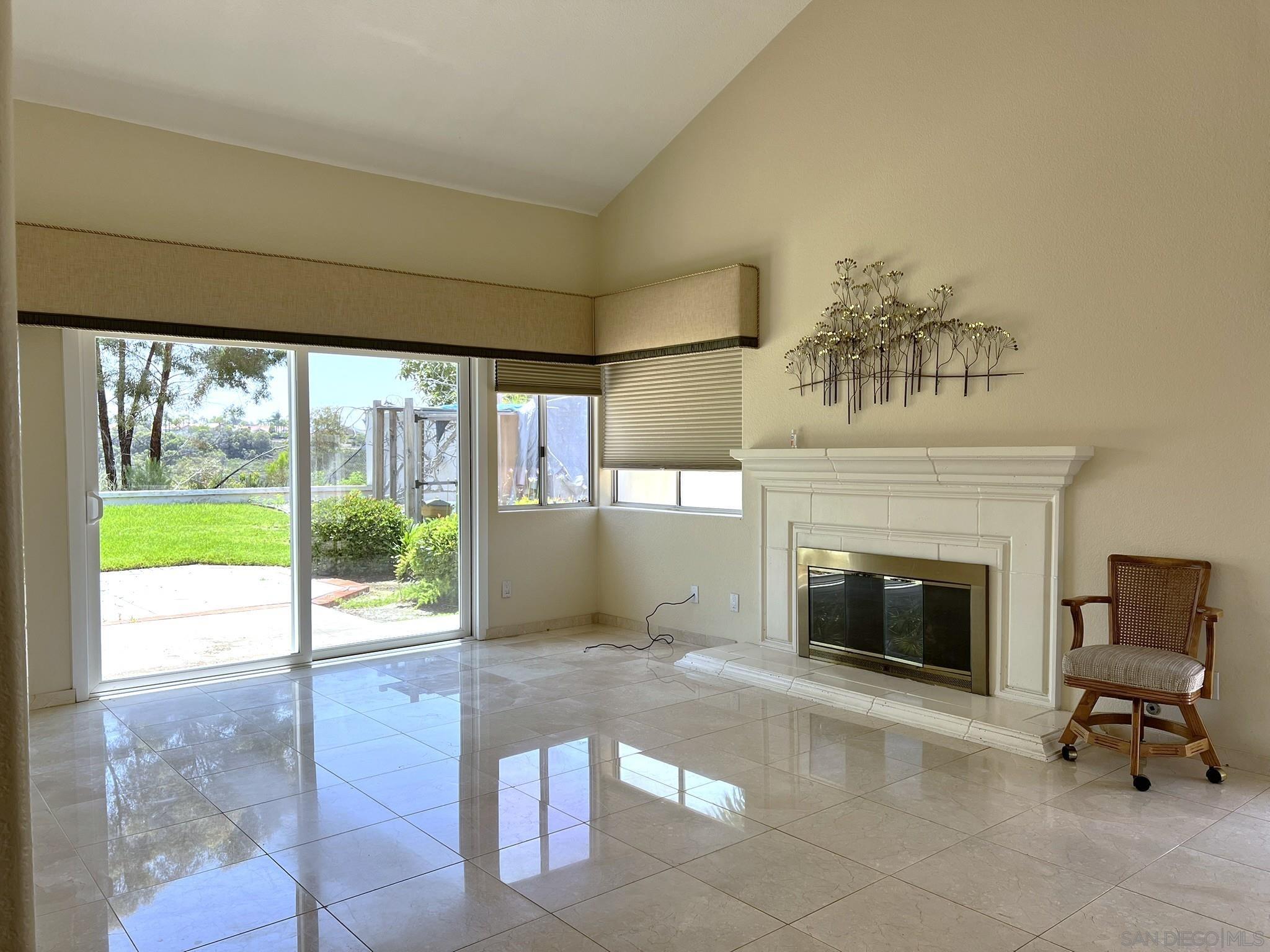 Detail Gallery Image 8 of 41 For 14109  Arbolitos Dr, Poway,  CA 92064 - 3 Beds | 3/1 Baths