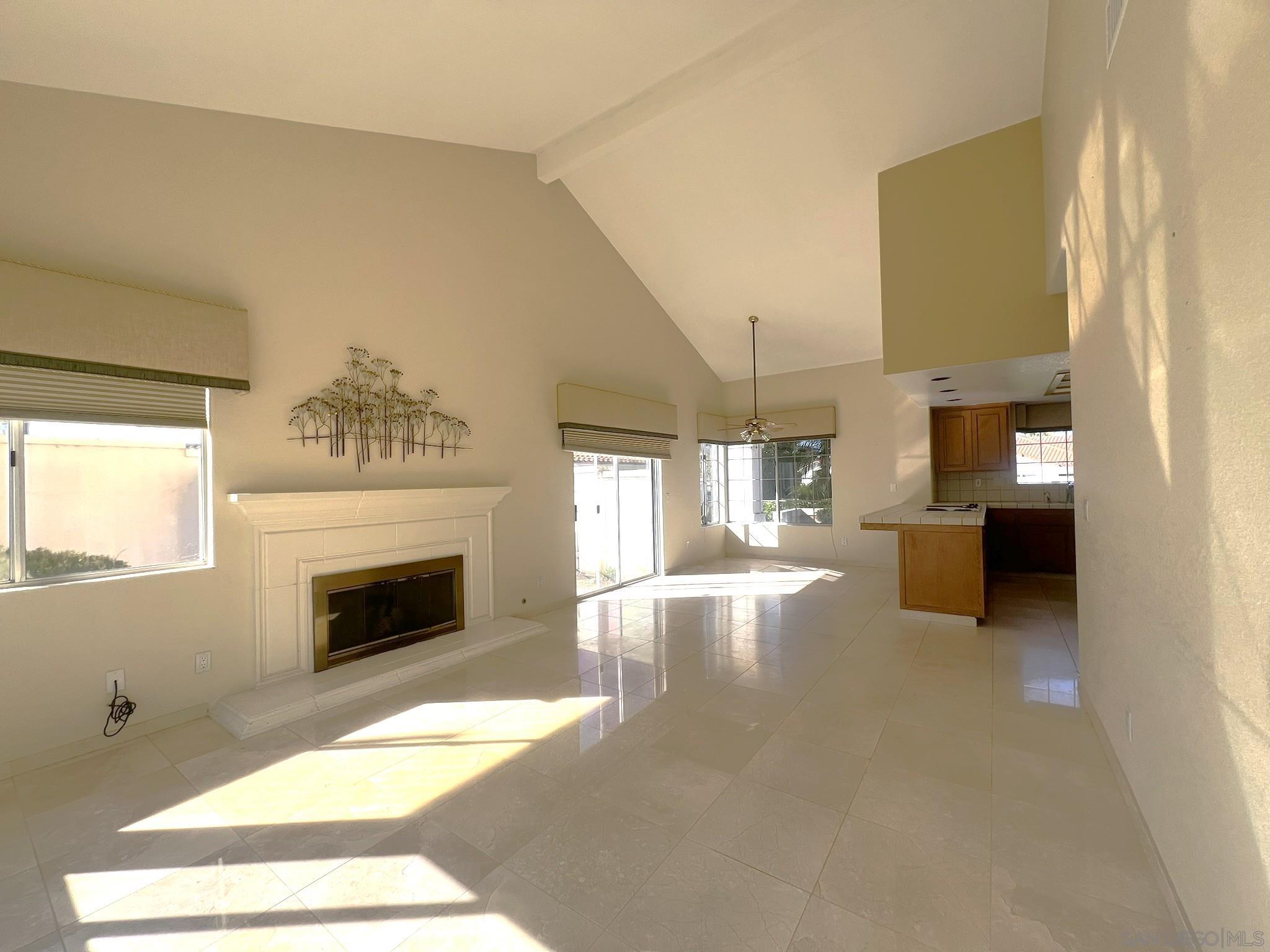 Detail Gallery Image 9 of 41 For 14109  Arbolitos Dr, Poway,  CA 92064 - 3 Beds | 3/1 Baths