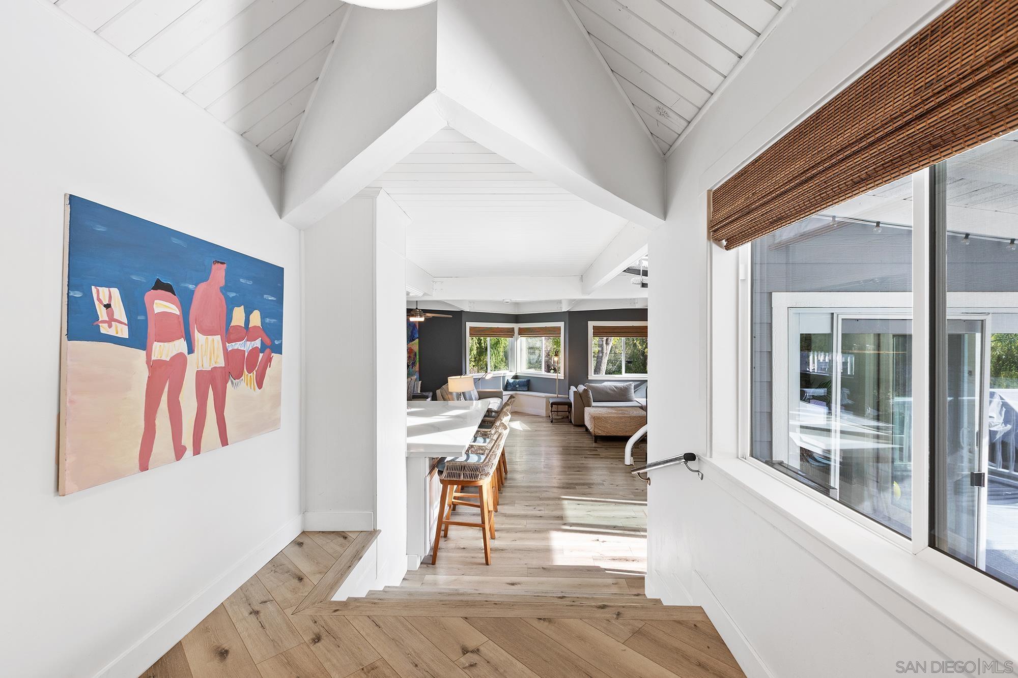 Detail Gallery Image 2 of 54 For 678  via Rancho Pkwy, Escondido,  CA 92029 - 3 Beds | 2 Baths