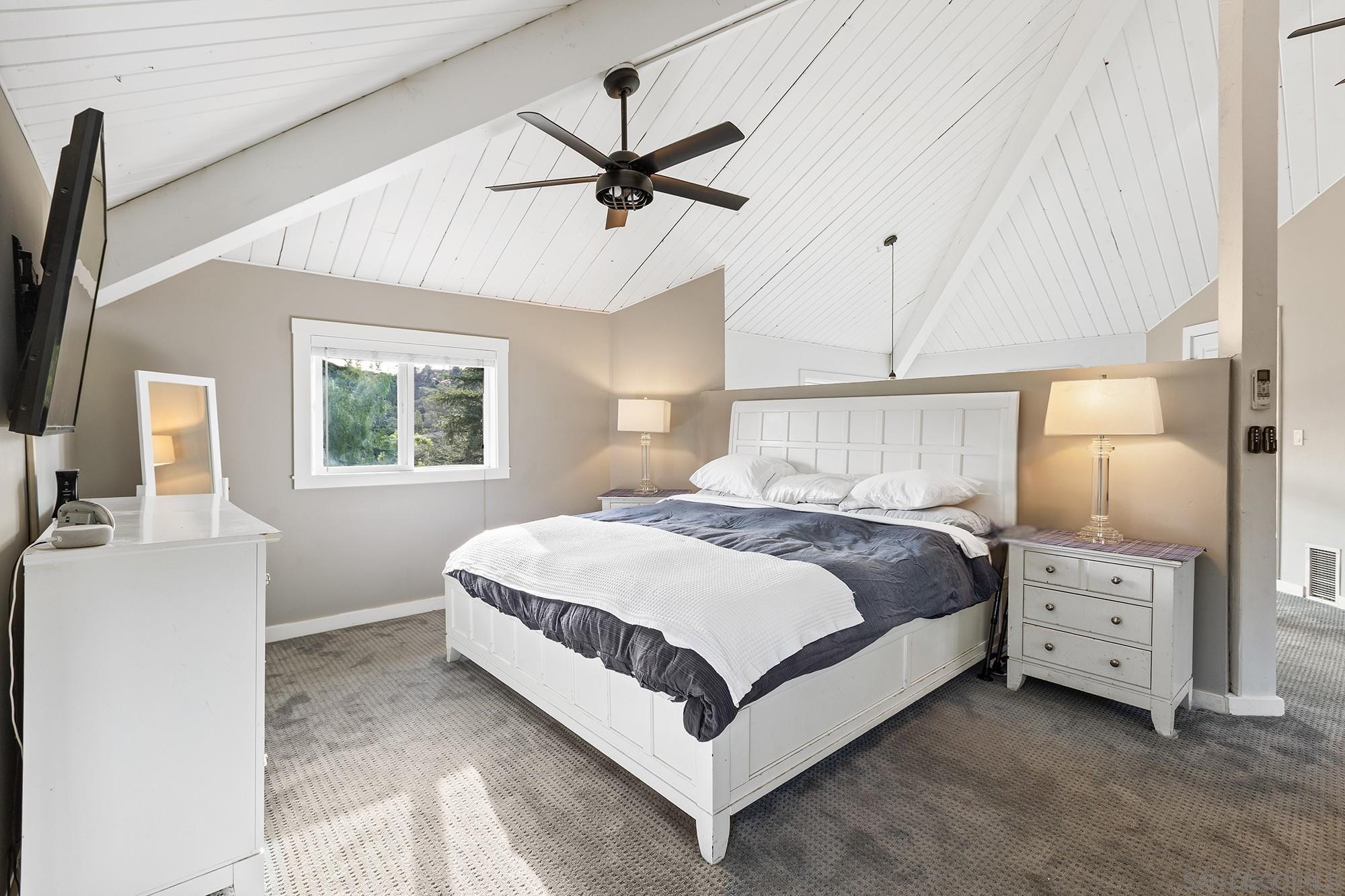 Detail Gallery Image 12 of 54 For 678  via Rancho Pkwy, Escondido,  CA 92029 - 3 Beds | 2 Baths