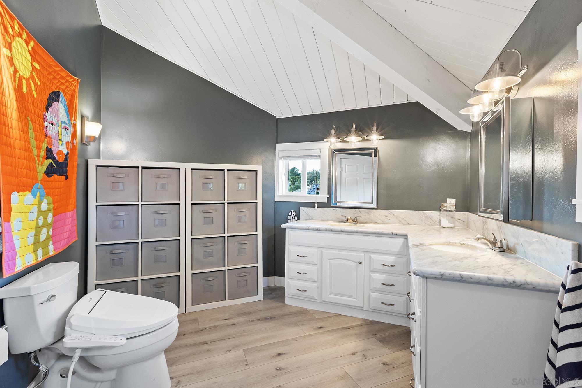 Detail Gallery Image 15 of 54 For 678  via Rancho Pkwy, Escondido,  CA 92029 - 3 Beds | 2 Baths