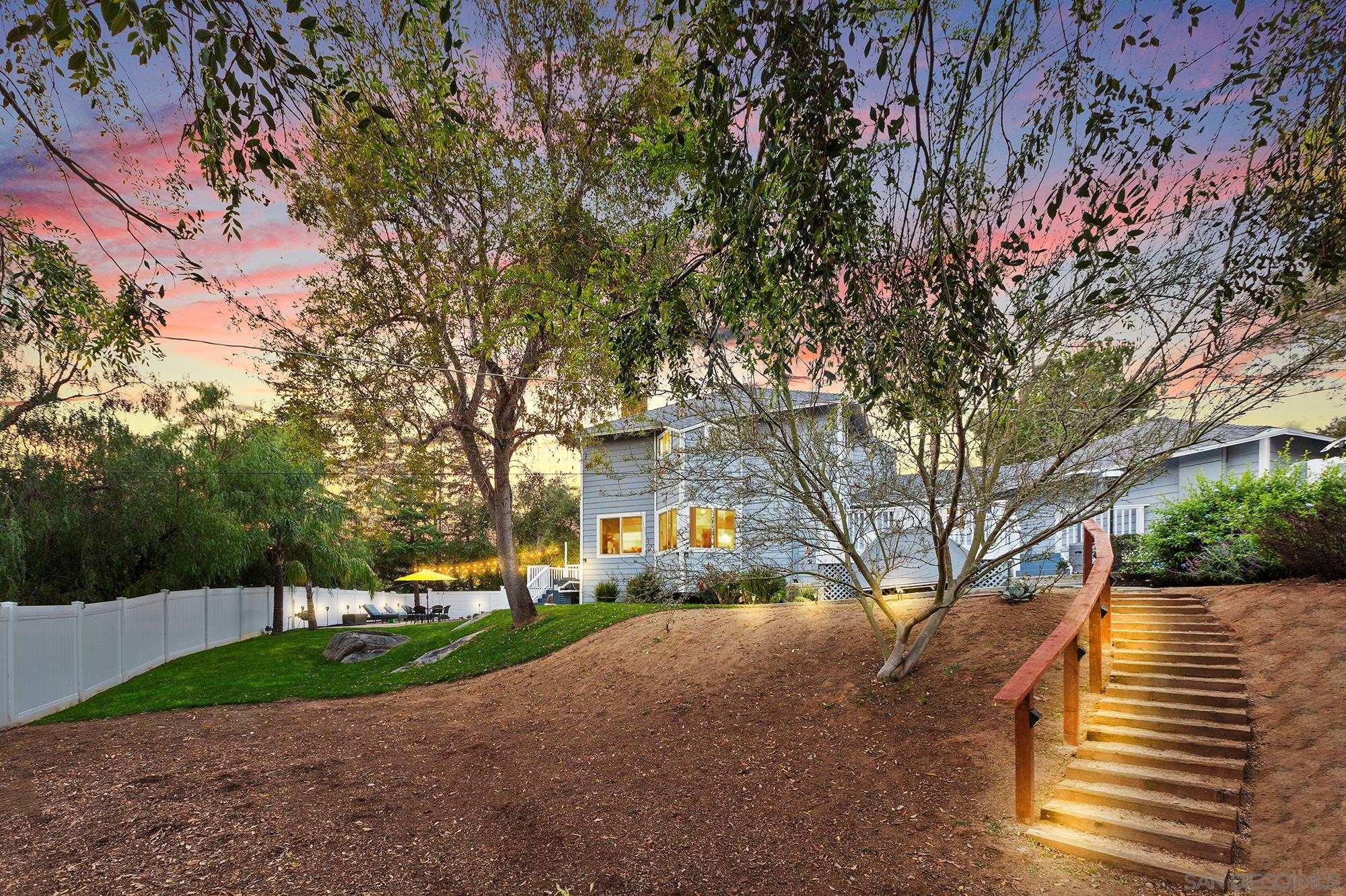 Detail Gallery Image 52 of 54 For 678  via Rancho Pkwy, Escondido,  CA 92029 - 3 Beds | 2 Baths