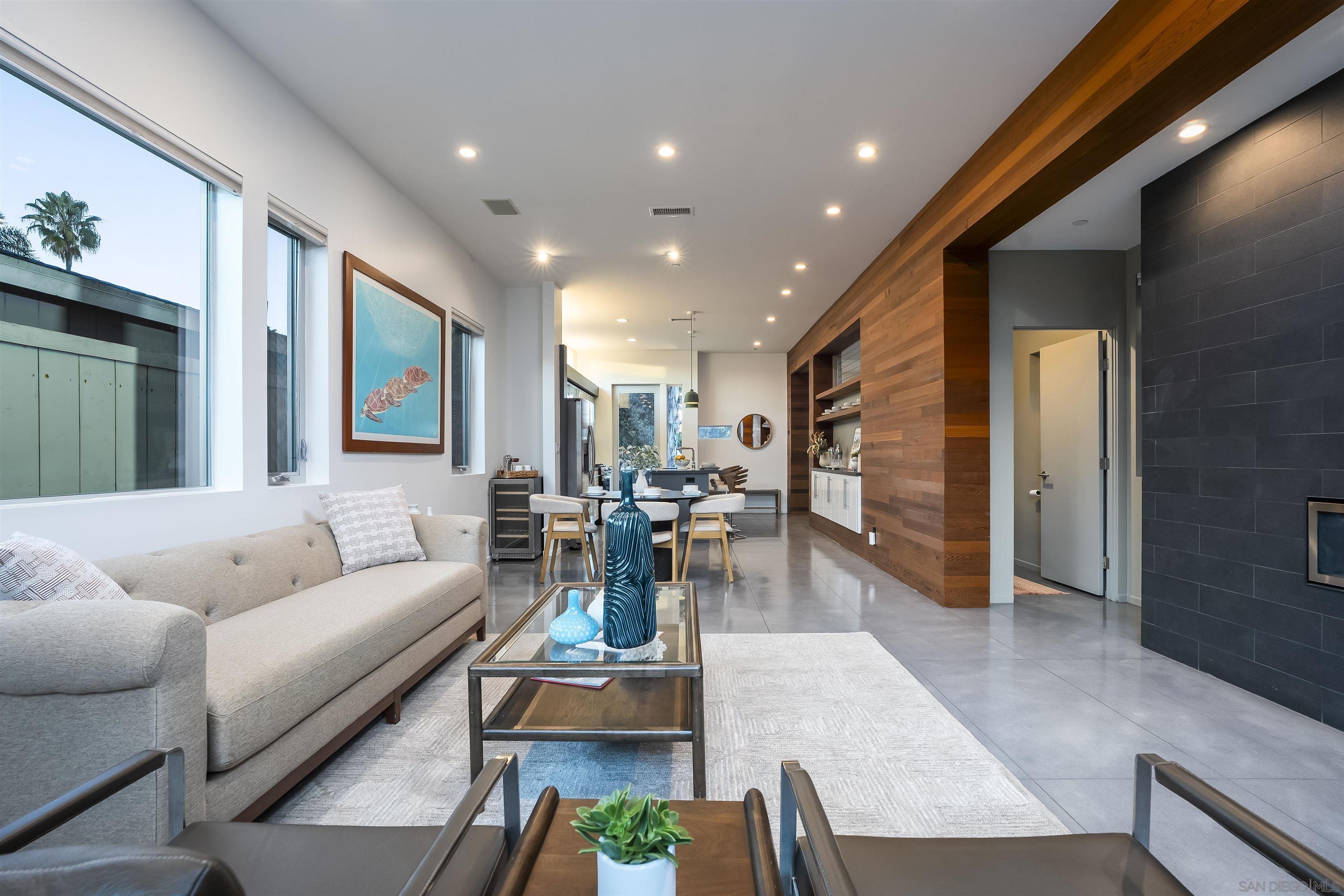 Detail Gallery Image 13 of 62 For 4775  Long Branch Avenue, San Diego,  CA 92107 - 3 Beds | 2/1 Baths