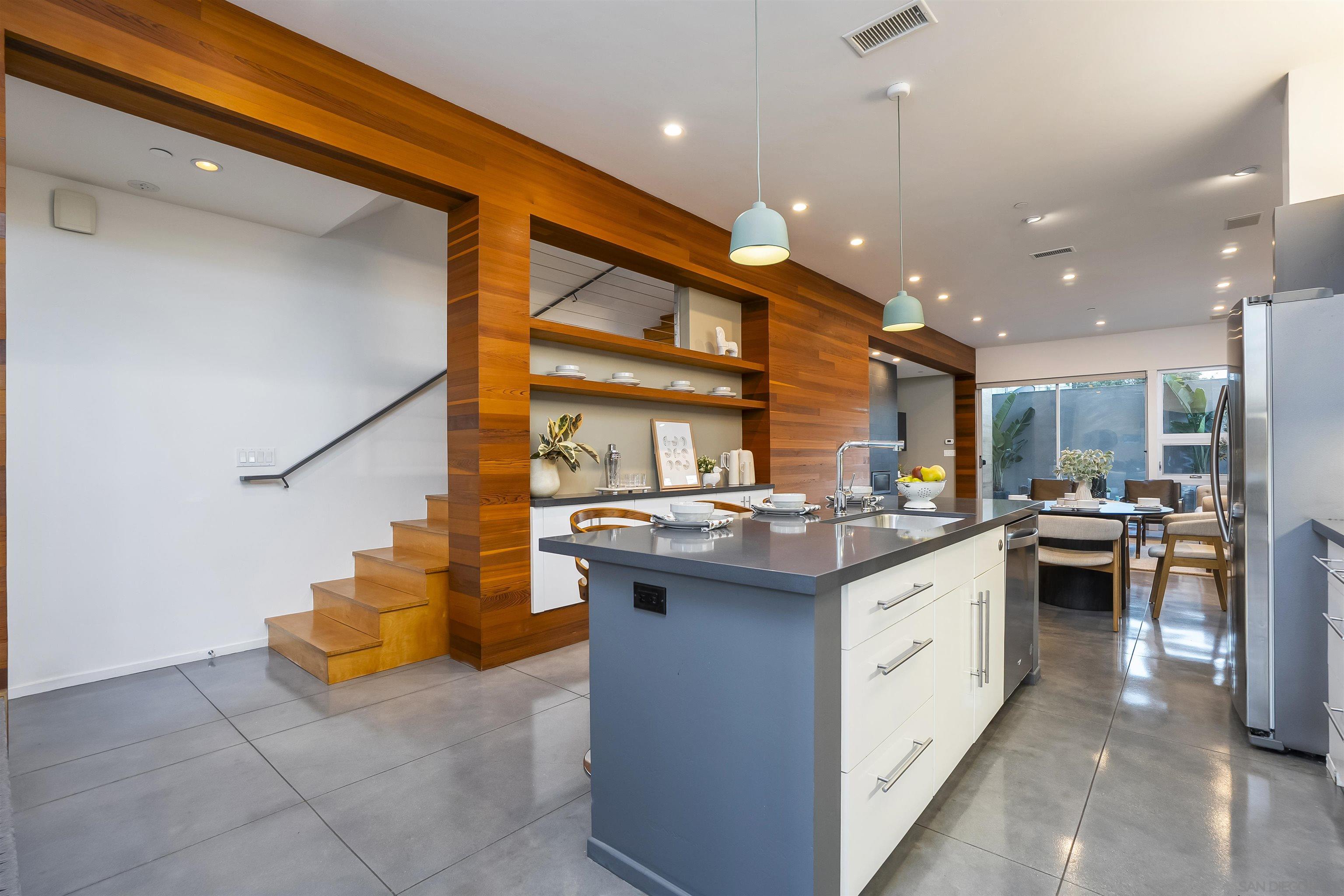 Detail Gallery Image 16 of 62 For 4775  Long Branch Avenue, San Diego,  CA 92107 - 3 Beds | 2/1 Baths