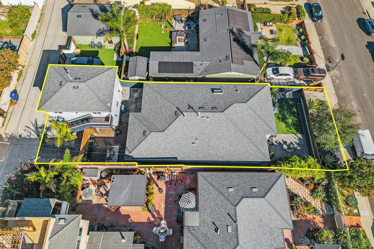 Detail Gallery Image 33 of 47 For 2152  Emerald St, San Diego,  CA 92109 - 4 Beds | 3 Baths