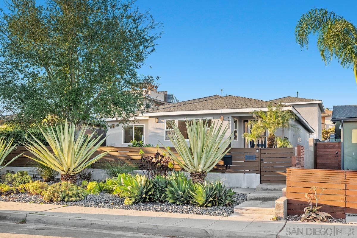 Detail Gallery Image 44 of 47 For 2152  Emerald St, San Diego,  CA 92109 - 4 Beds | 3 Baths