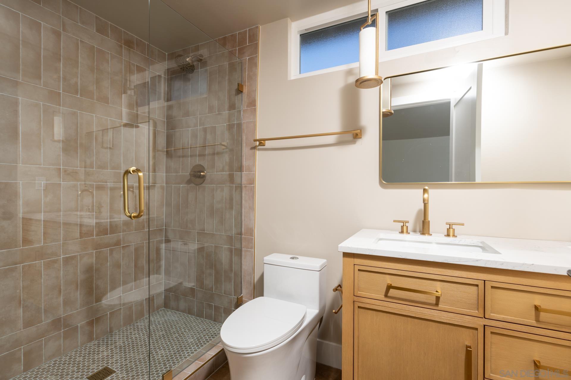 Detail Gallery Image 16 of 42 For 8875  Alphecca Way, San Diego,  CA 92126 - 5 Beds | 2/1 Baths