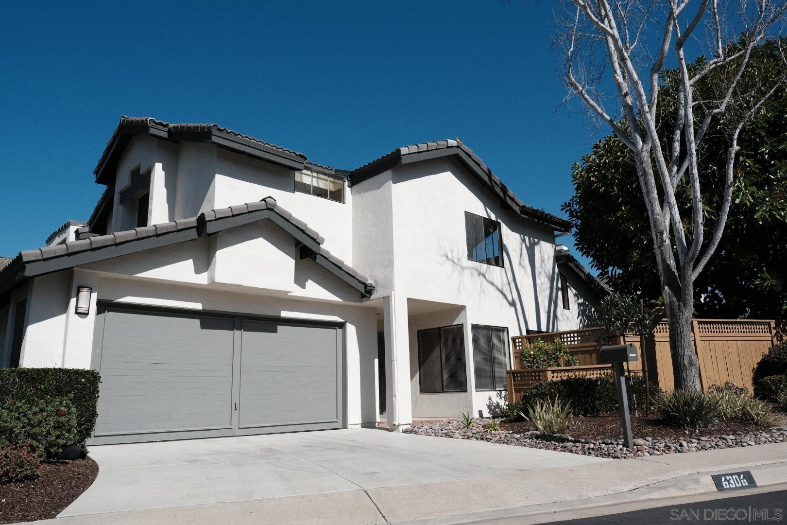 Detail Gallery Image 3 of 34 For 6306  Caminito Del Cervato, San Diego,  CA 92111 - 2 Beds | 2/1 Baths