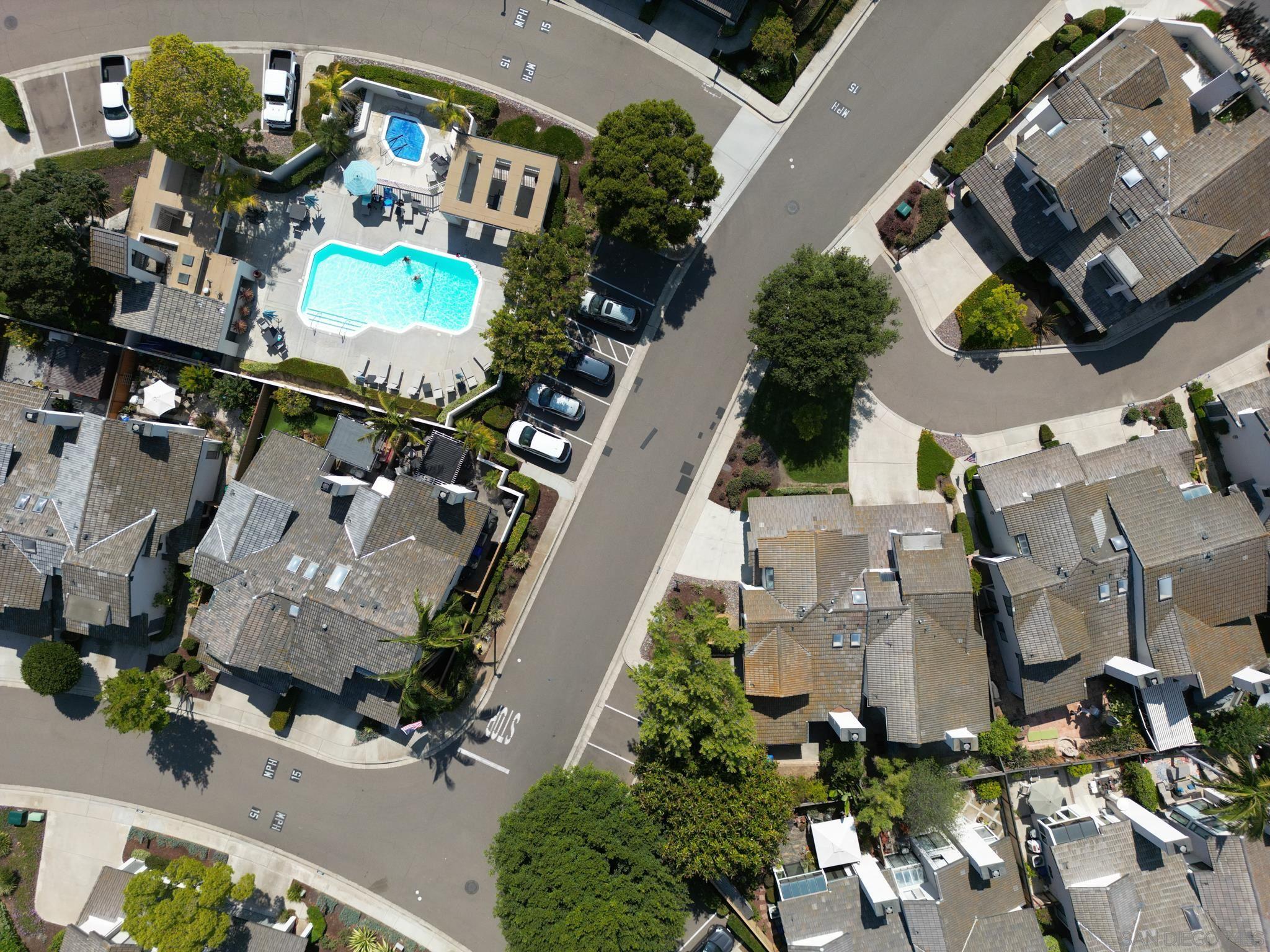 Detail Gallery Image 31 of 34 For 6306  Caminito Del Cervato, San Diego,  CA 92111 - 2 Beds | 2/1 Baths