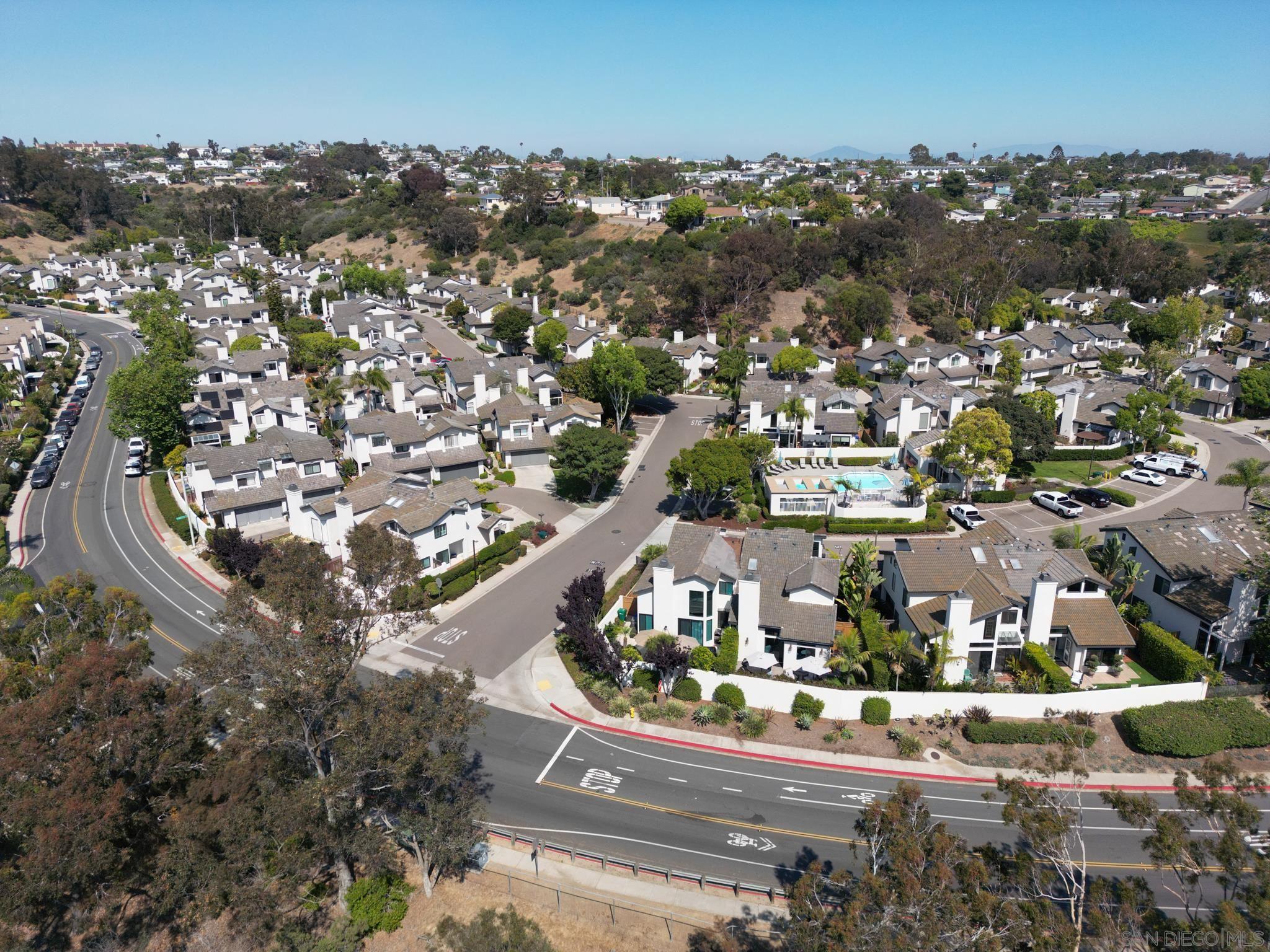Detail Gallery Image 33 of 34 For 6306  Caminito Del Cervato, San Diego,  CA 92111 - 2 Beds | 2/1 Baths