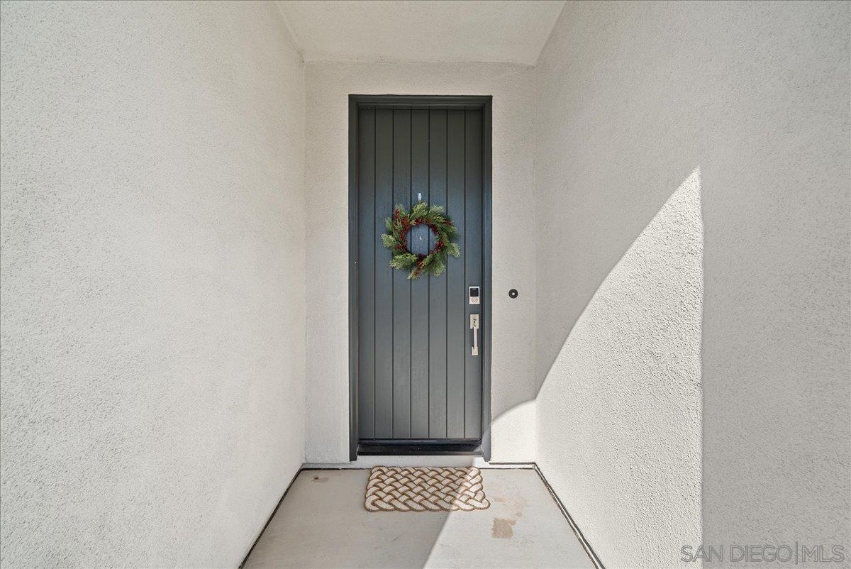 Detail Gallery Image 4 of 54 For 35562  Orchard Trl, Fallbrook,  CA 92028 - 4 Beds | 3 Baths