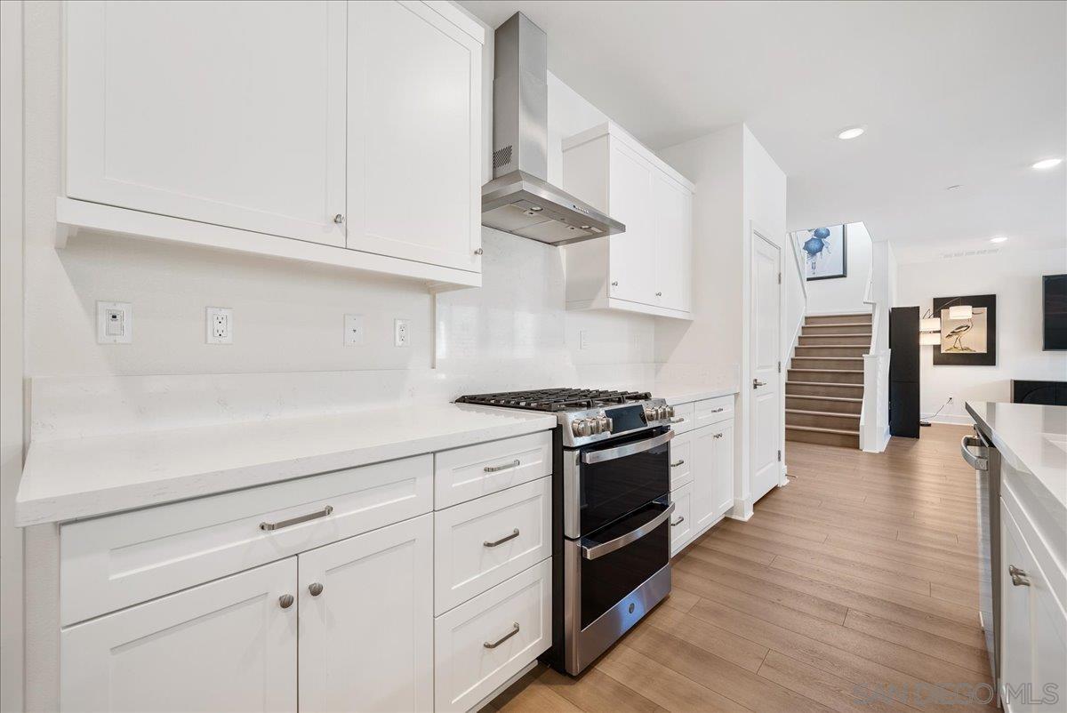 Detail Gallery Image 10 of 54 For 35562  Orchard Trl, Fallbrook,  CA 92028 - 4 Beds | 3 Baths