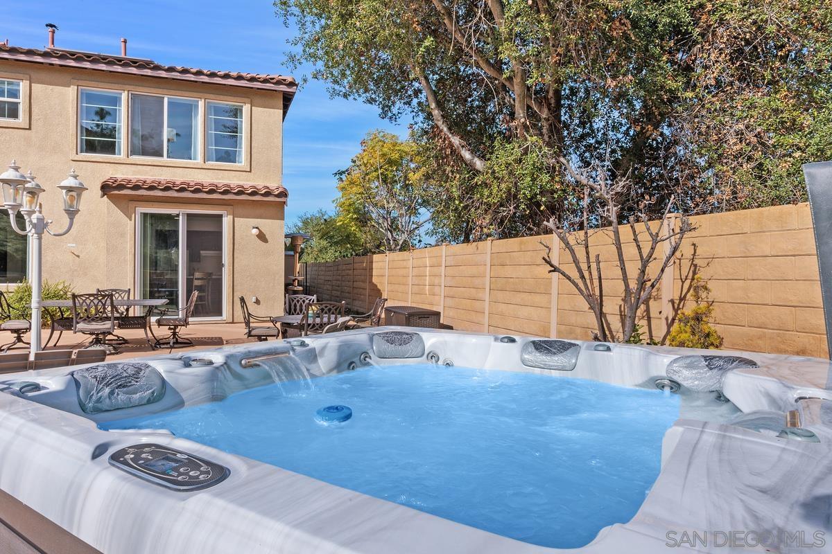 Detail Gallery Image 26 of 27 For 475  Taylor Dr, Oceanside,  CA 92056 - 5 Beds | 3 Baths