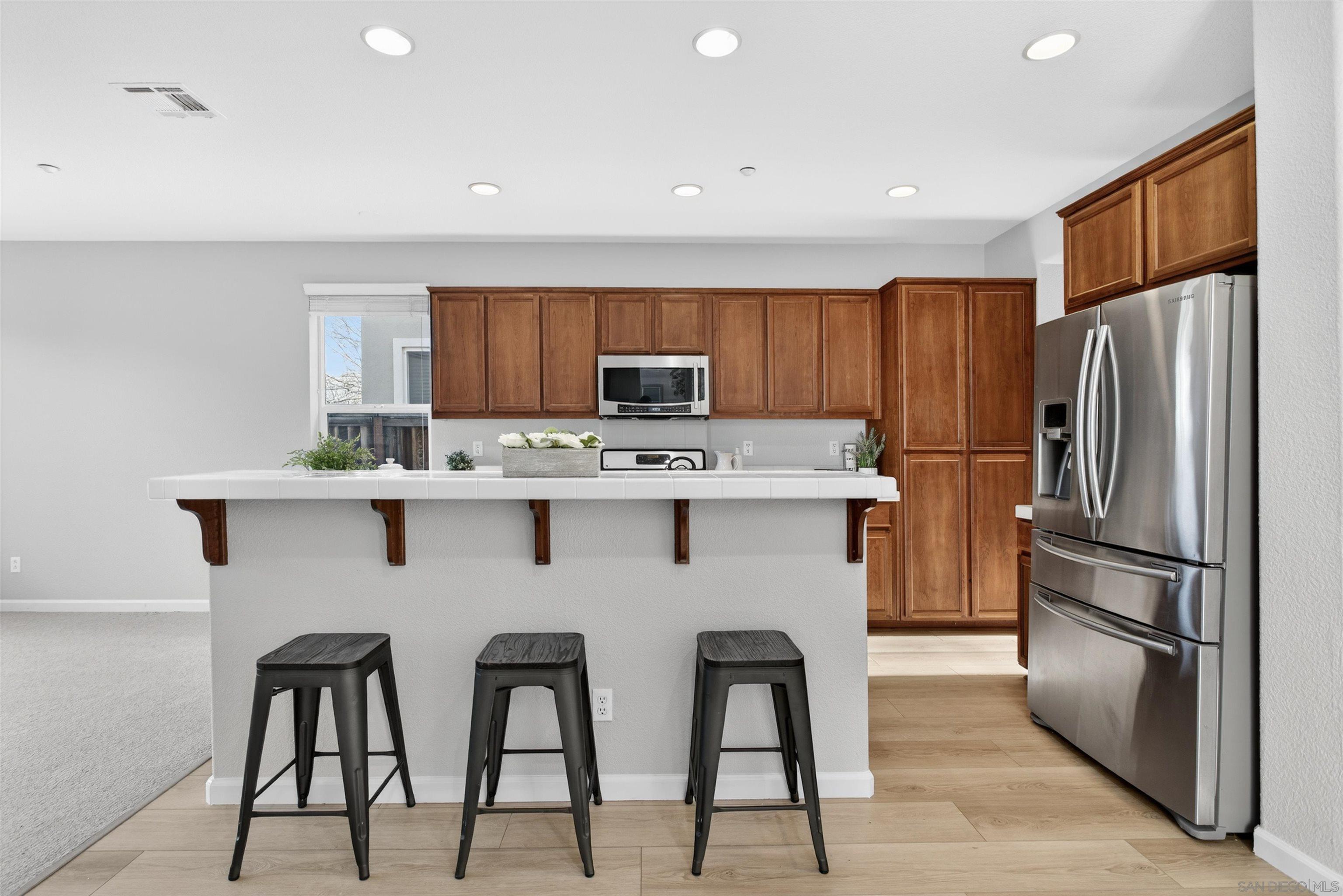 Detail Gallery Image 10 of 53 For 1218  Picadilly Lane, Brentwood,  CA 94513 - 4 Beds | 2/1 Baths