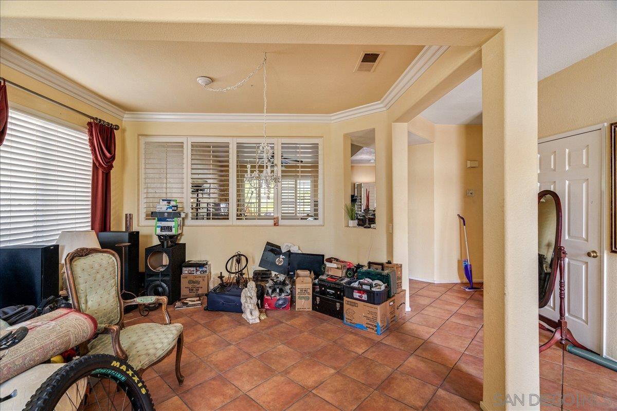 Detail Gallery Image 11 of 48 For 32764  Freesia Way, Temecula,  CA 92592 - 4 Beds | 2 Baths