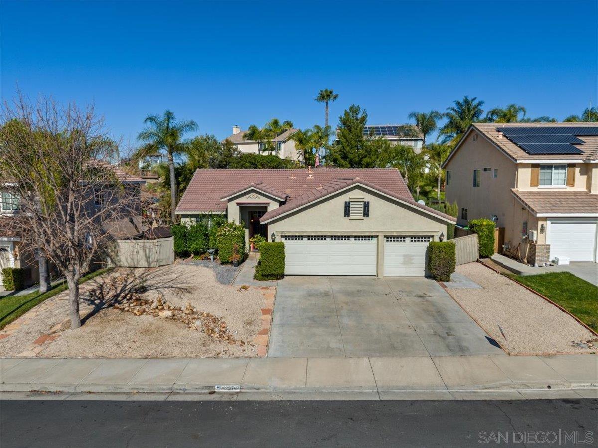 Detail Gallery Image 5 of 48 For 32764  Freesia Way, Temecula,  CA 92592 - 4 Beds | 2 Baths