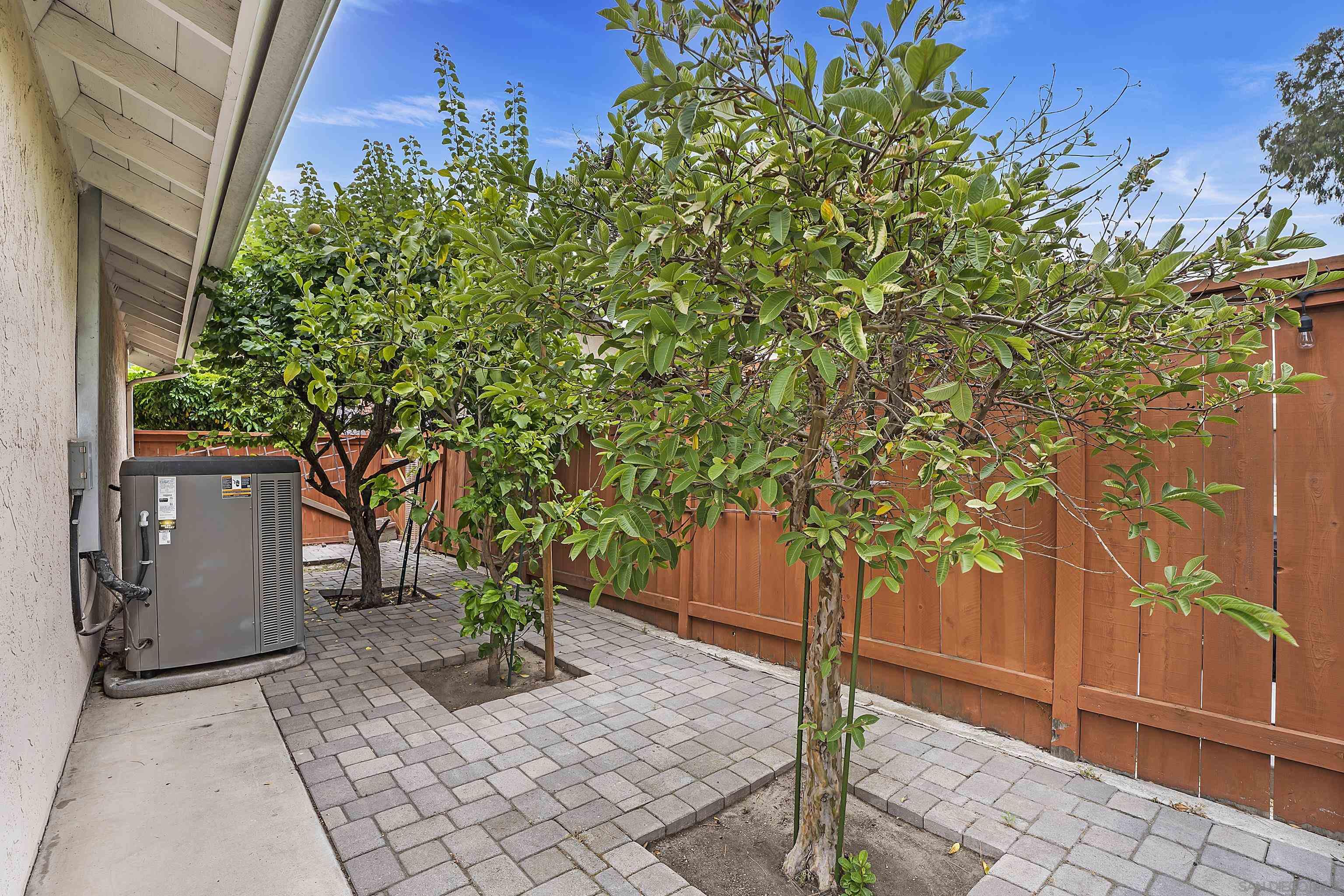 Detail Gallery Image 32 of 33 For 690  False Point Ct, Chula Vista,  CA 91911 - 4 Beds | 2/1 Baths