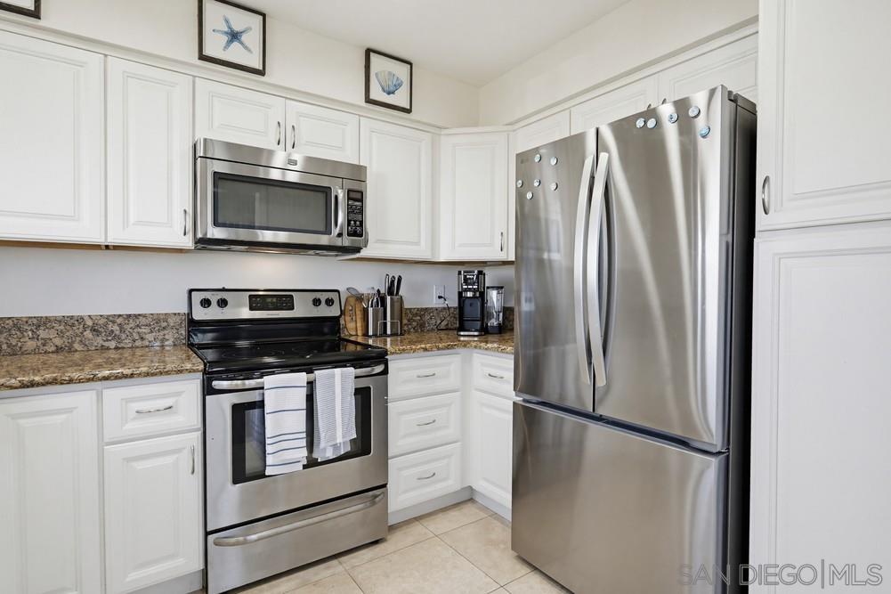 Detail Gallery Image 11 of 32 For 1029  Turnstone Way, Oceanside,  CA 92057 - 2 Beds | 2 Baths