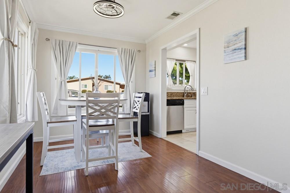 Detail Gallery Image 5 of 32 For 1029  Turnstone Way, Oceanside,  CA 92057 - 2 Beds | 2 Baths