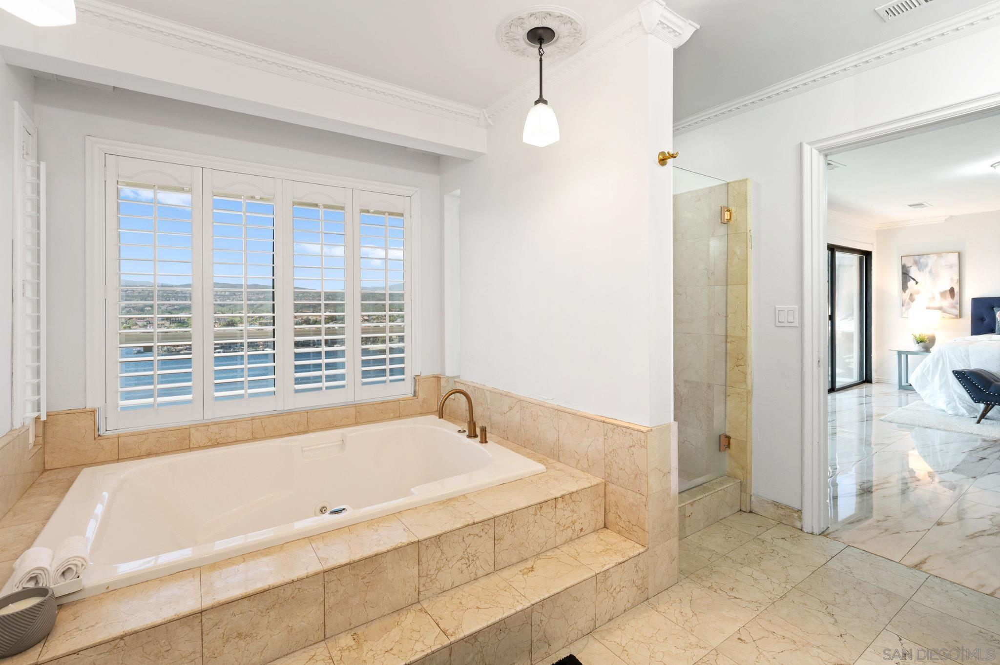 Detail Gallery Image 18 of 41 For 22564  Inspiration Pt, Sun City,  CA 92587 - 4 Beds | 3/2 Baths