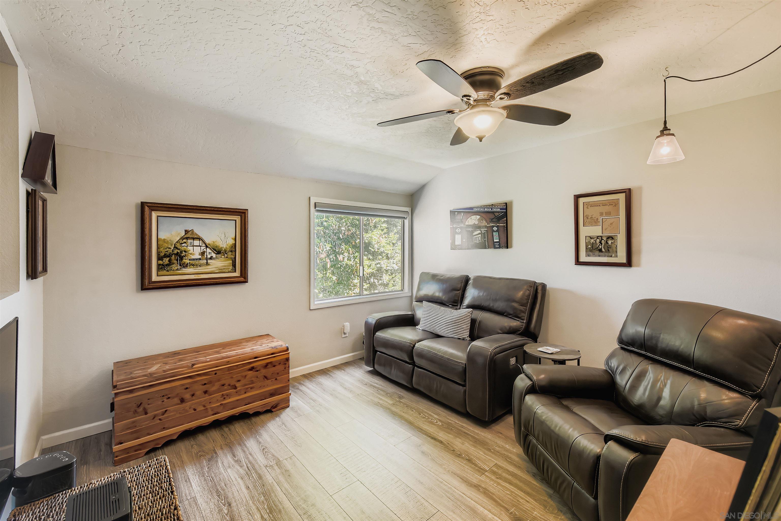 Detail Gallery Image 14 of 33 For 5059  La Cuenta Dr, San Diego,  CA 92124 - 4 Beds | 2/1 Baths