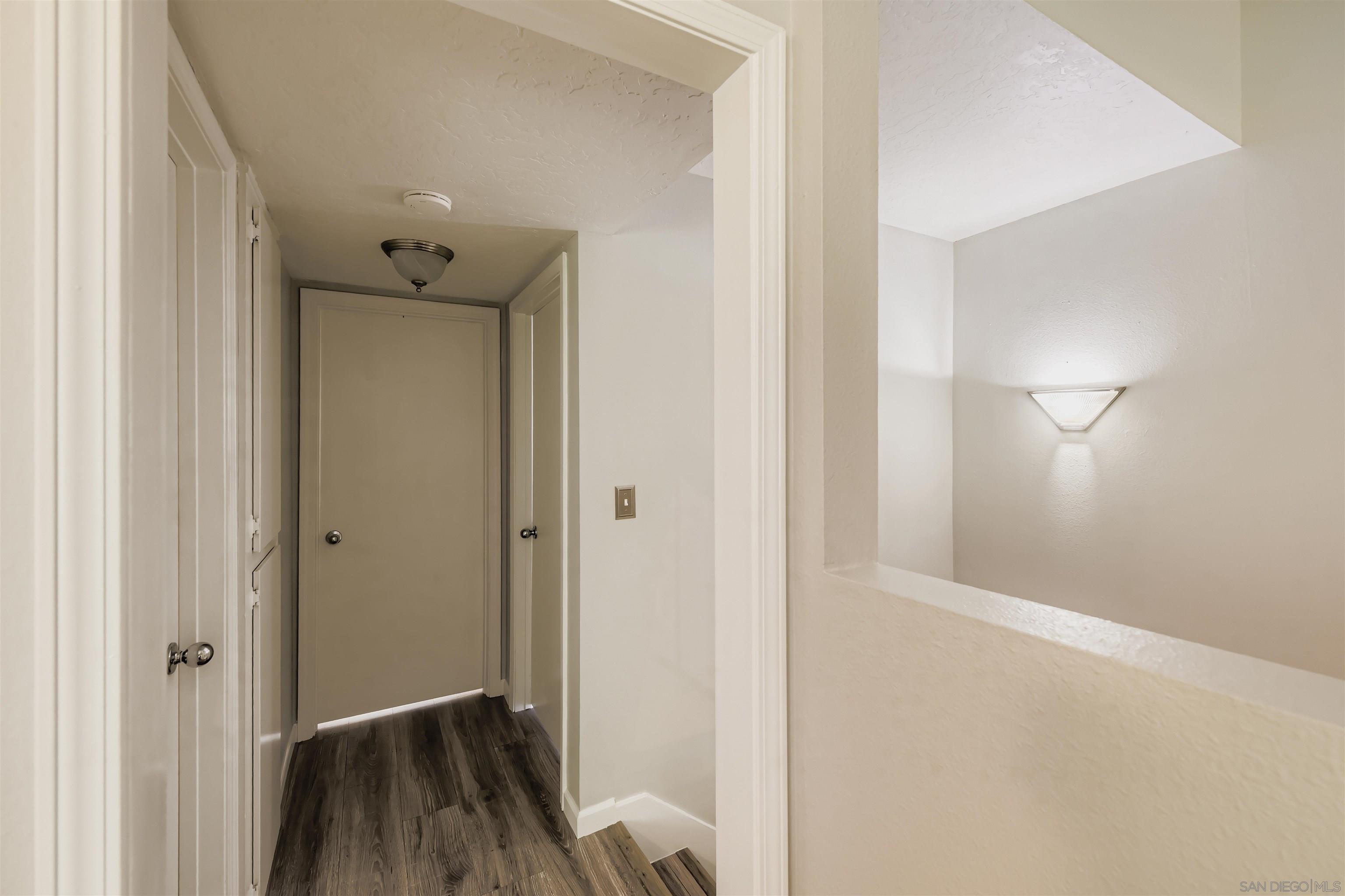 Detail Gallery Image 16 of 33 For 5059  La Cuenta Dr, San Diego,  CA 92124 - 4 Beds | 2/1 Baths