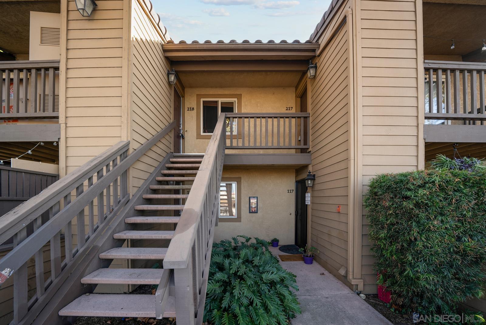 Detail Gallery Image 14 of 27 For 1975  Avenida Del Mexico  #217,  San Diego,  CA 92154 - 1 Beds | 1 Baths