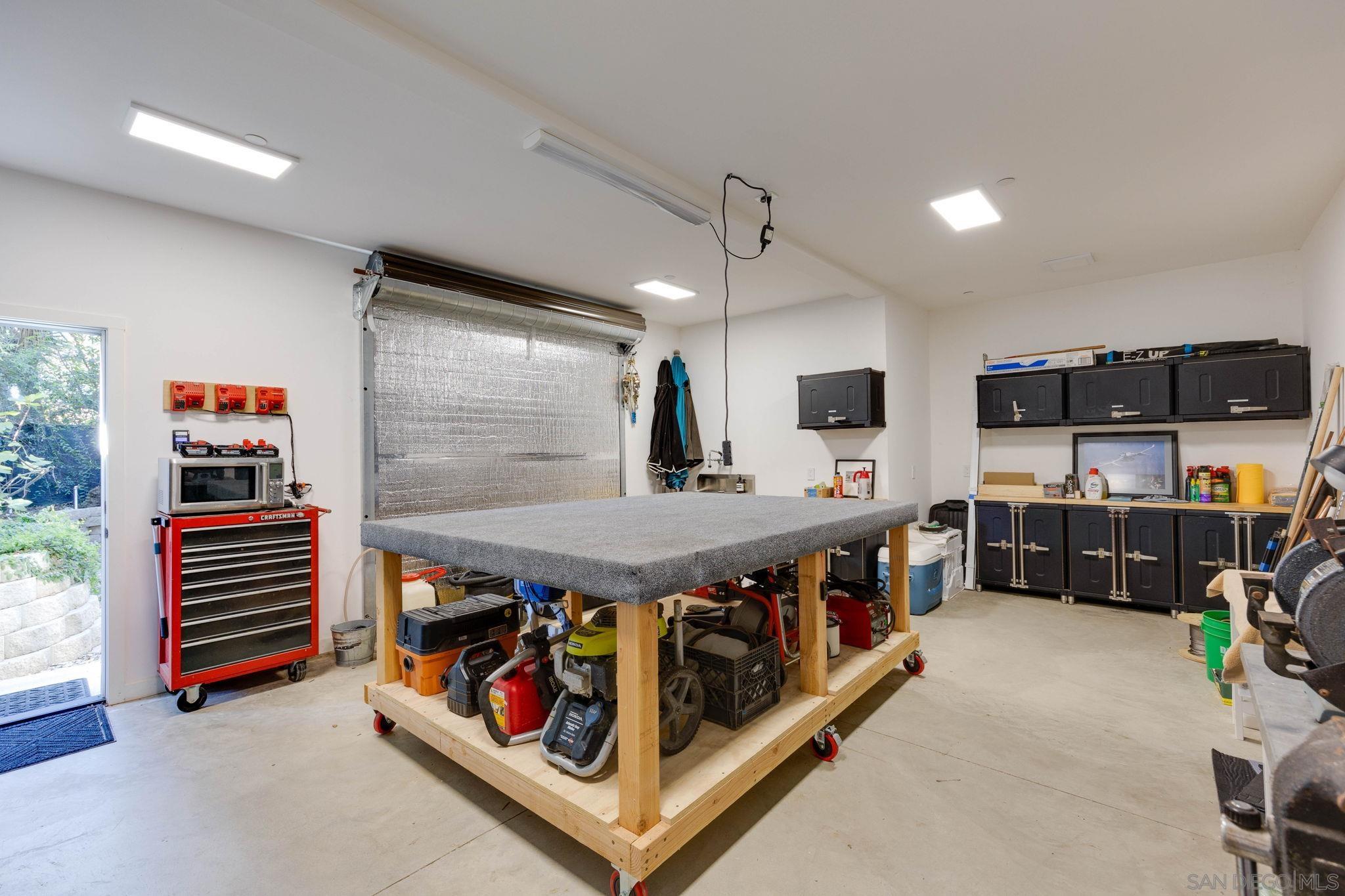 Detail Gallery Image 26 of 55 For 554 & 556  Stratford Dr, Encinitas,  CA 92024 - 7 Beds | 6/1 Baths