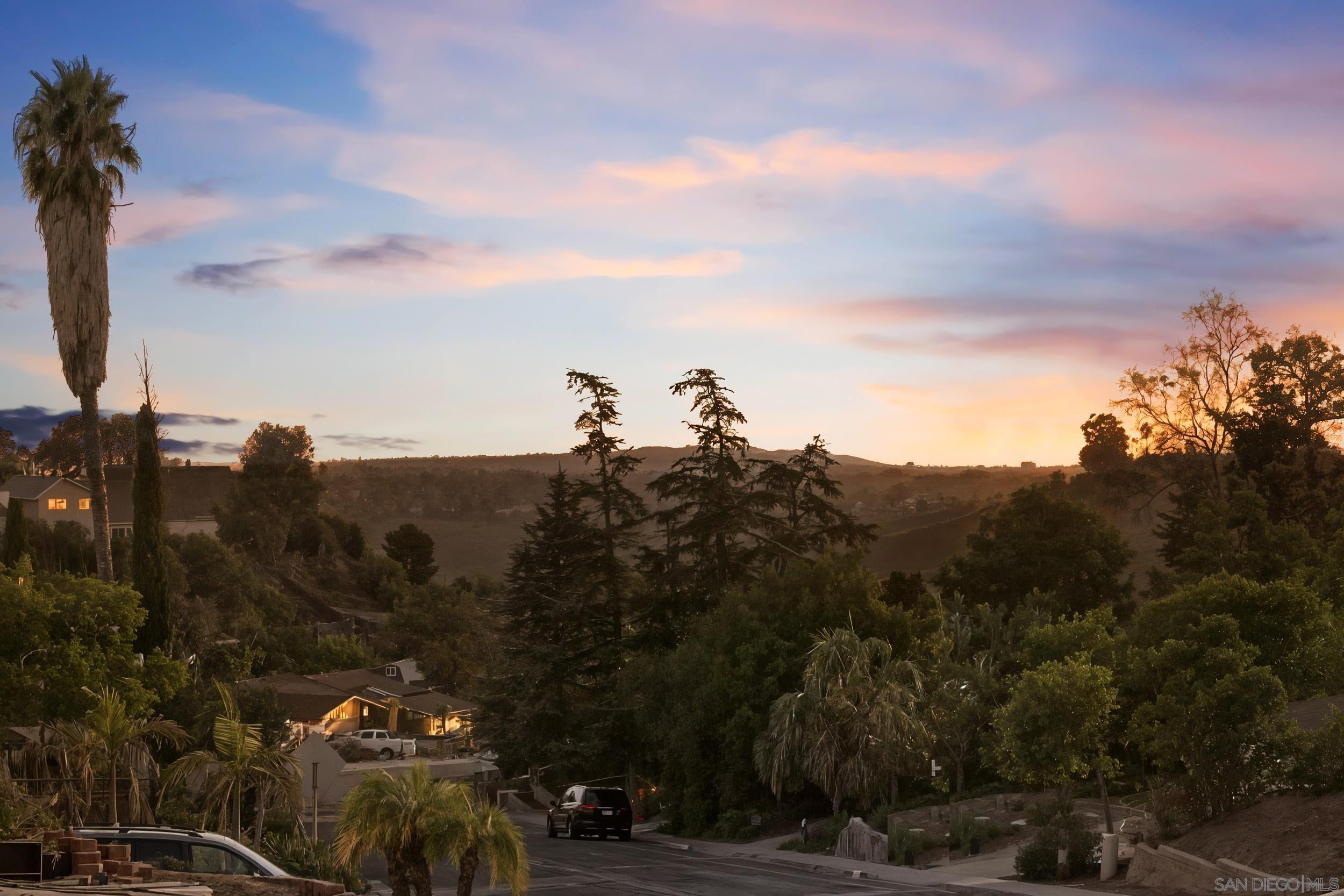 Detail Gallery Image 3 of 55 For 12979  Calle De Las Rosas, San Diego,  CA 92129 - 4 Beds | 2 Baths