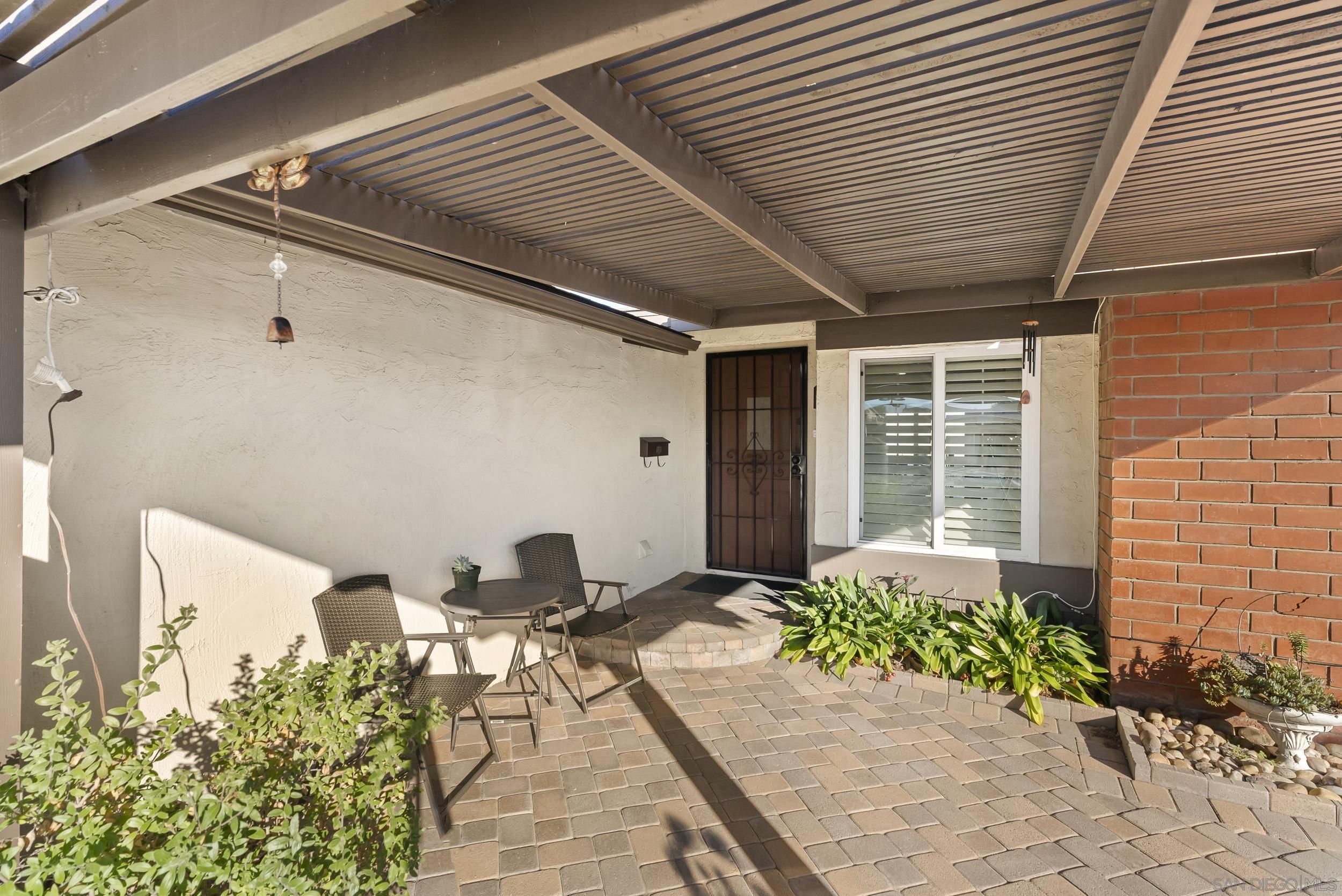 Detail Gallery Image 38 of 55 For 12979  Calle De Las Rosas, San Diego,  CA 92129 - 4 Beds | 2 Baths