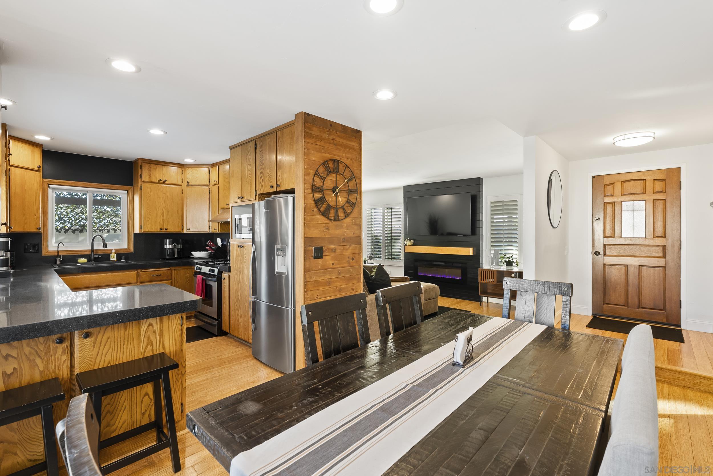 Detail Gallery Image 53 of 55 For 12979  Calle De Las Rosas, San Diego,  CA 92129 - 4 Beds | 2 Baths