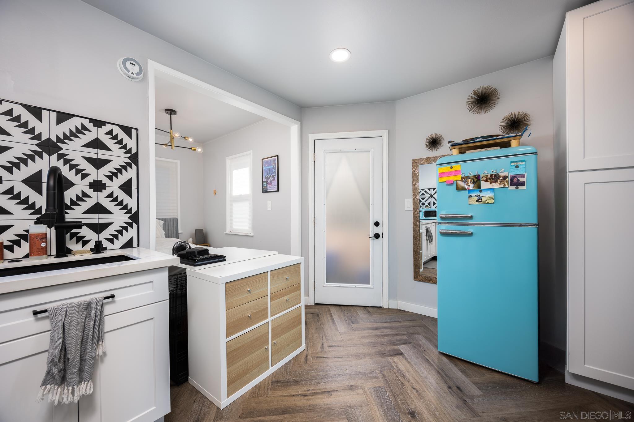 Detail Gallery Image 27 of 52 For 5011 E Mountain View Dr, San Diego,  CA 92116 - 3 Beds | 3 Baths