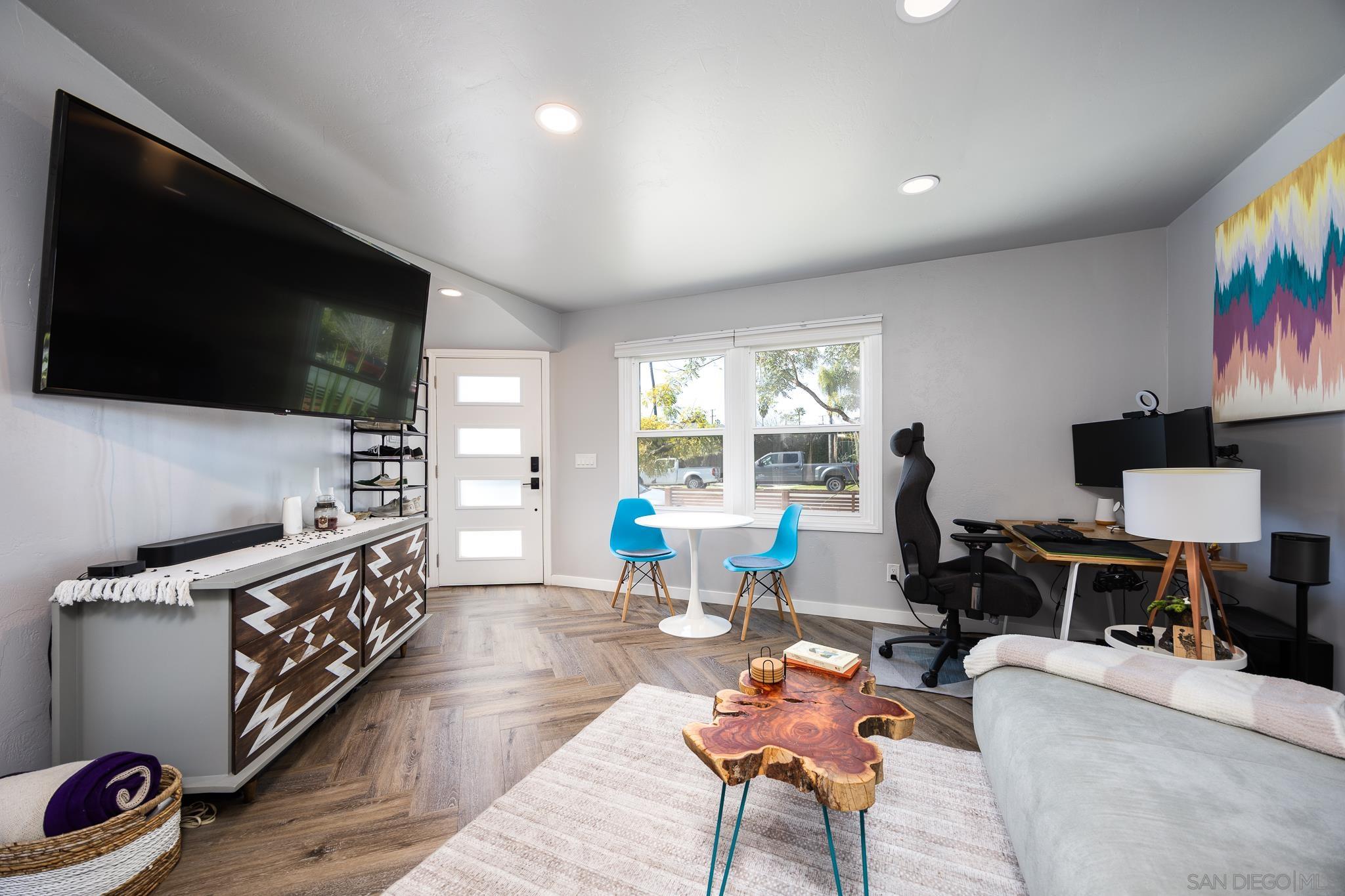 Detail Gallery Image 31 of 52 For 5011 E Mountain View Dr, San Diego,  CA 92116 - 3 Beds | 3 Baths