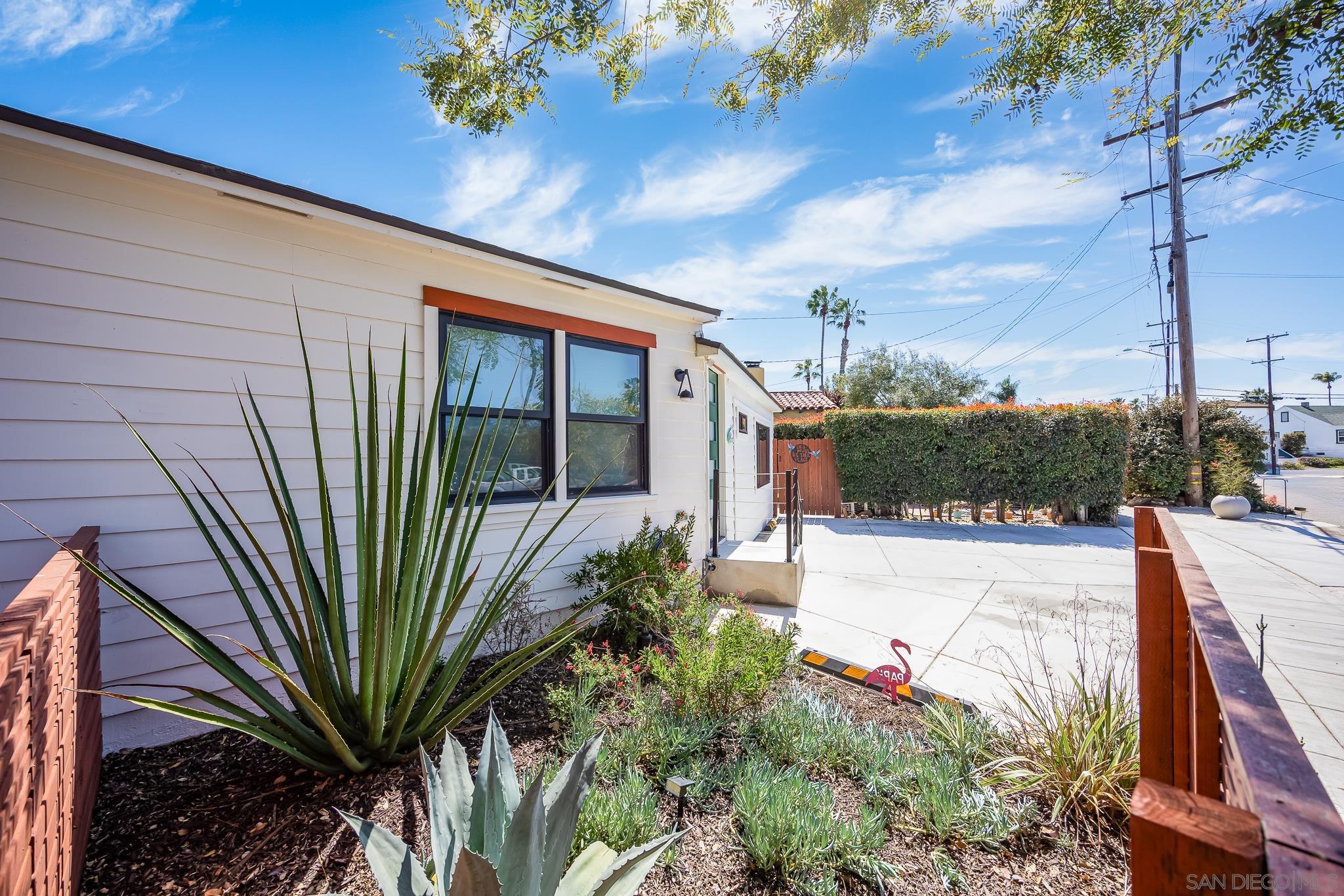 Detail Gallery Image 42 of 56 For 5011 E E Mountain View Dr, San Diego,  CA 92116 - 3 Beds | 3 Baths