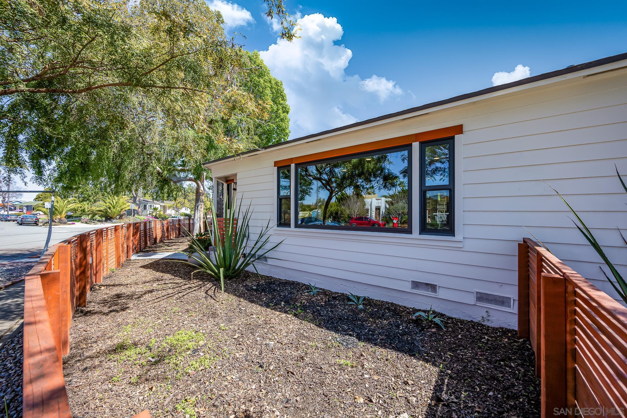 Detail Gallery Image 48 of 56 For 5011 E E Mountain View Dr, San Diego,  CA 92116 - 3 Beds | 3 Baths