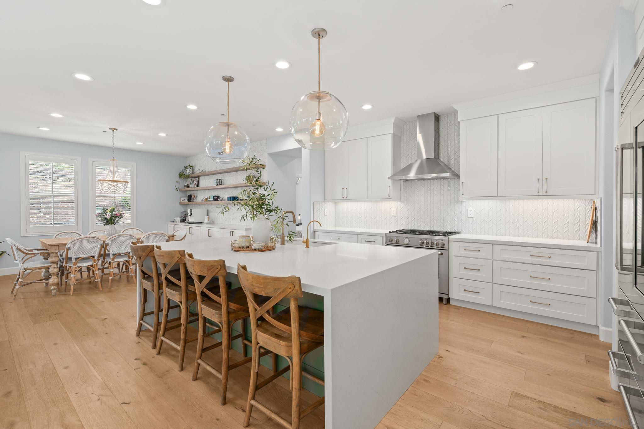 Front Image Thumbnail for SD260002935