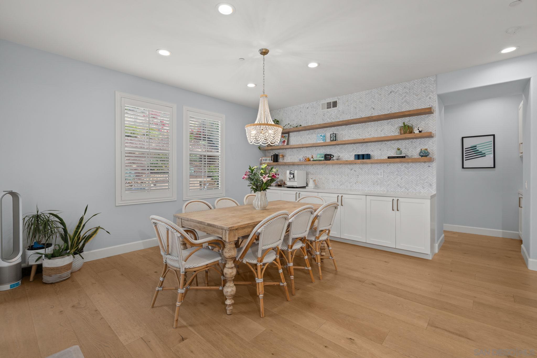 Detail Gallery Image 13 of 73 For 15776  Kristen Gln, San Diego,  CA 92127 - 6 Beds | 4/1 Baths