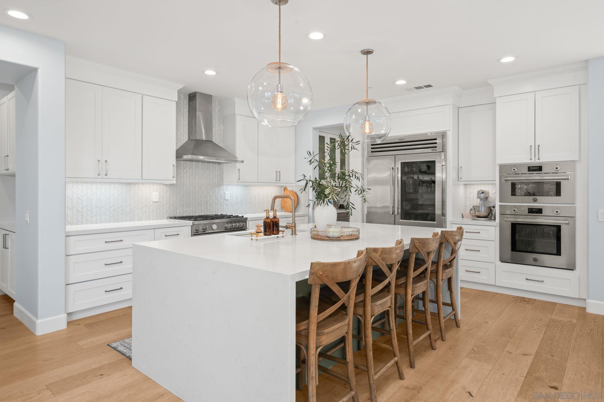 Detail Gallery Image 4 of 73 For 15776  Kristen Gln, San Diego,  CA 92127 - 6 Beds | 4/1 Baths