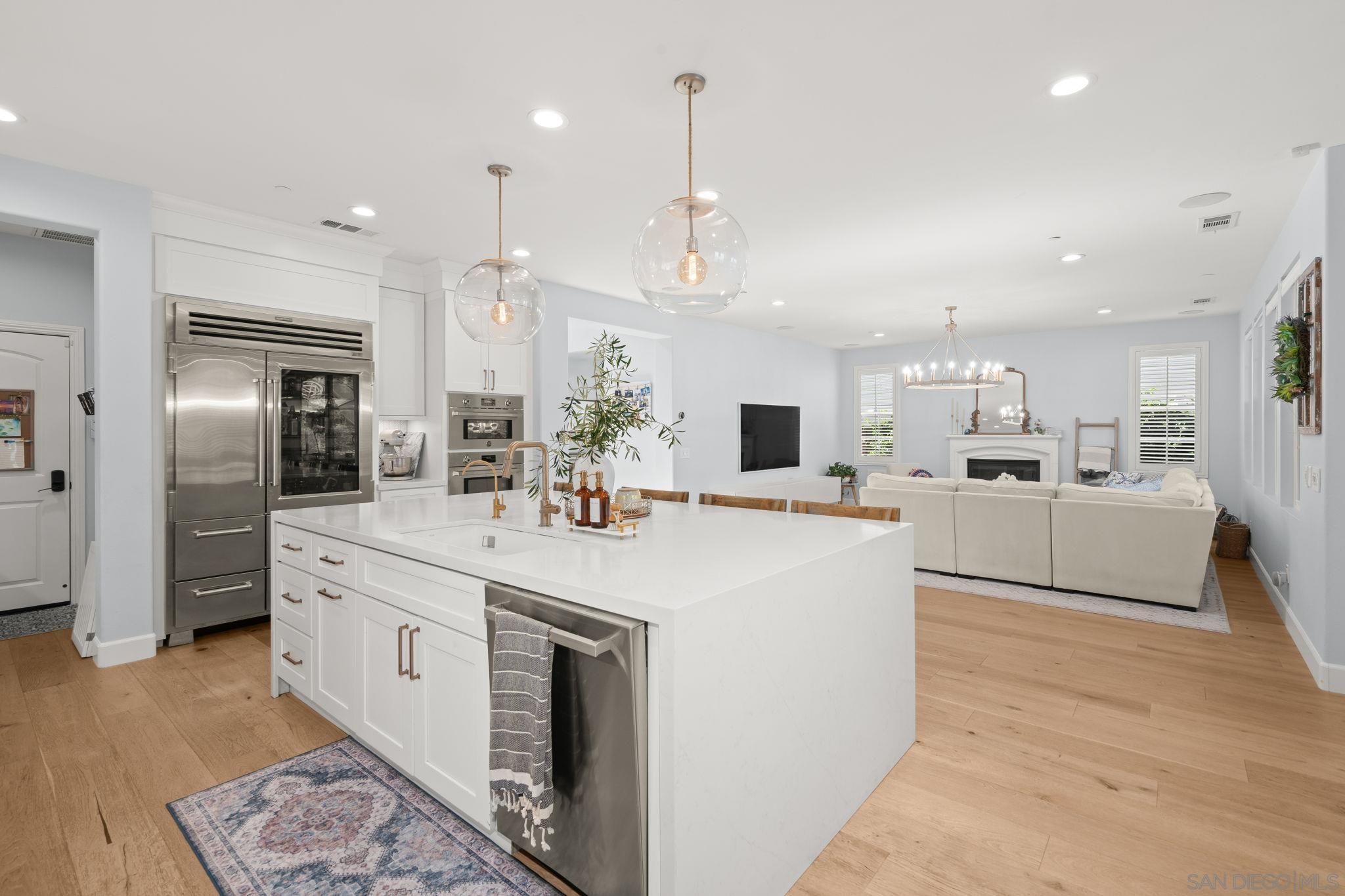 Detail Gallery Image 8 of 73 For 15776  Kristen Gln, San Diego,  CA 92127 - 6 Beds | 4/1 Baths