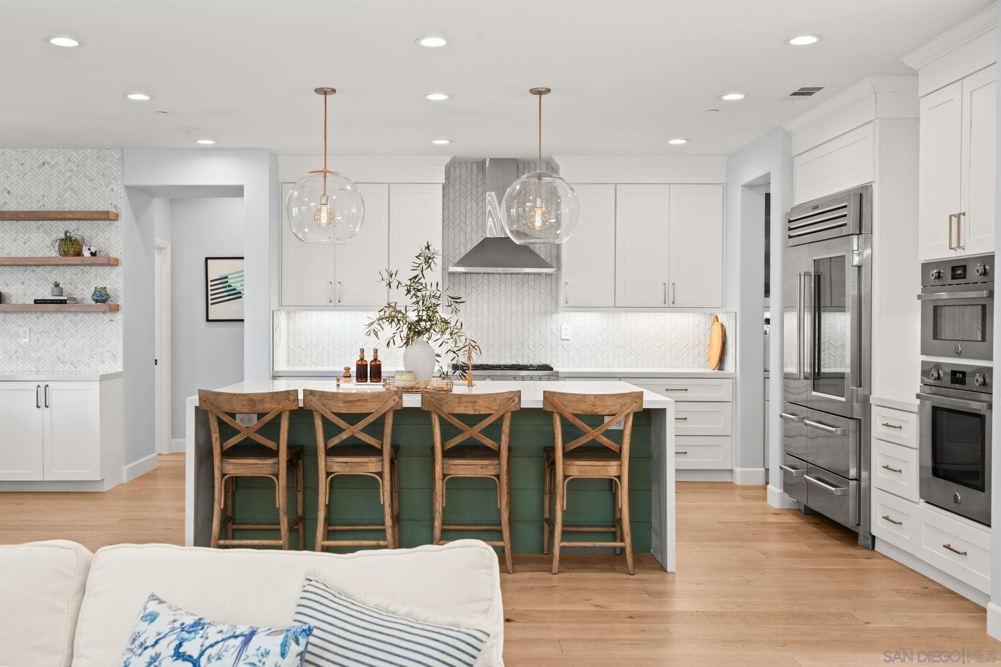 Detail Gallery Image 9 of 73 For 15776  Kristen Gln, San Diego,  CA 92127 - 6 Beds | 4/1 Baths