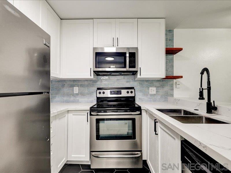 Detail Gallery Image 13 of 30 For 1124  Eureka St  #17,  San Diego,  CA 92110 - 1 Beds | 1 Baths