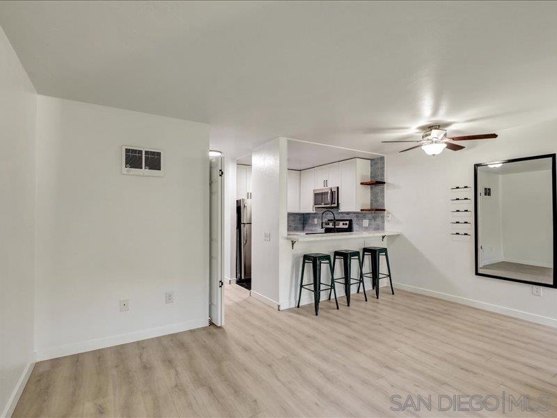 Detail Gallery Image 3 of 30 For 1124  Eureka St  #17,  San Diego,  CA 92110 - 1 Beds | 1 Baths