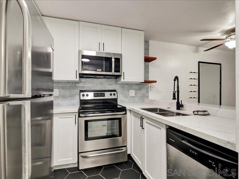 Detail Gallery Image 10 of 30 For 1124  Eureka St  #17,  San Diego,  CA 92110 - 1 Beds | 1 Baths