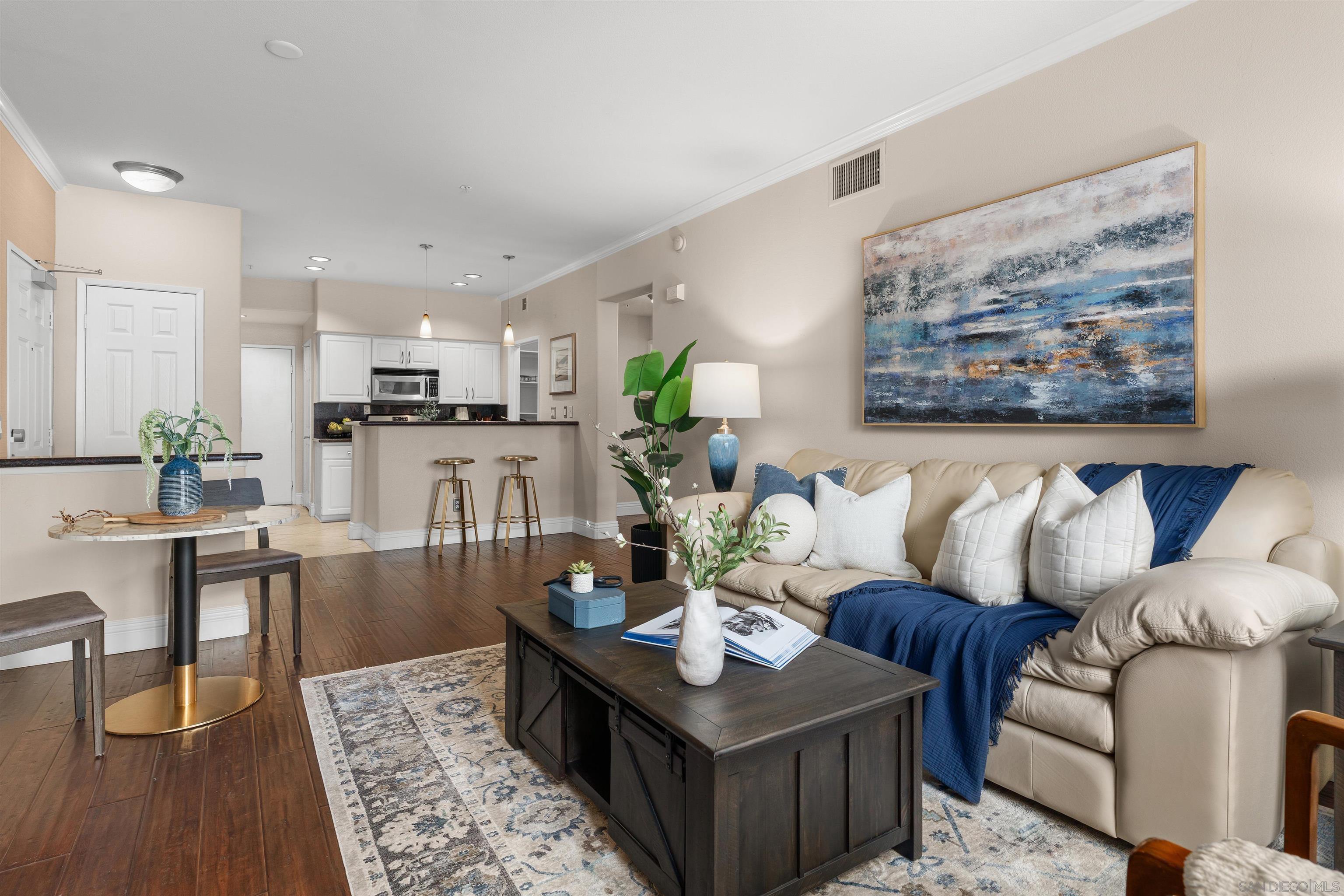 Detail Gallery Image 12 of 48 For 12368  Carmel Country Rd  #103,  San Diego,  CA 92130 - 1 Beds | 1 Baths