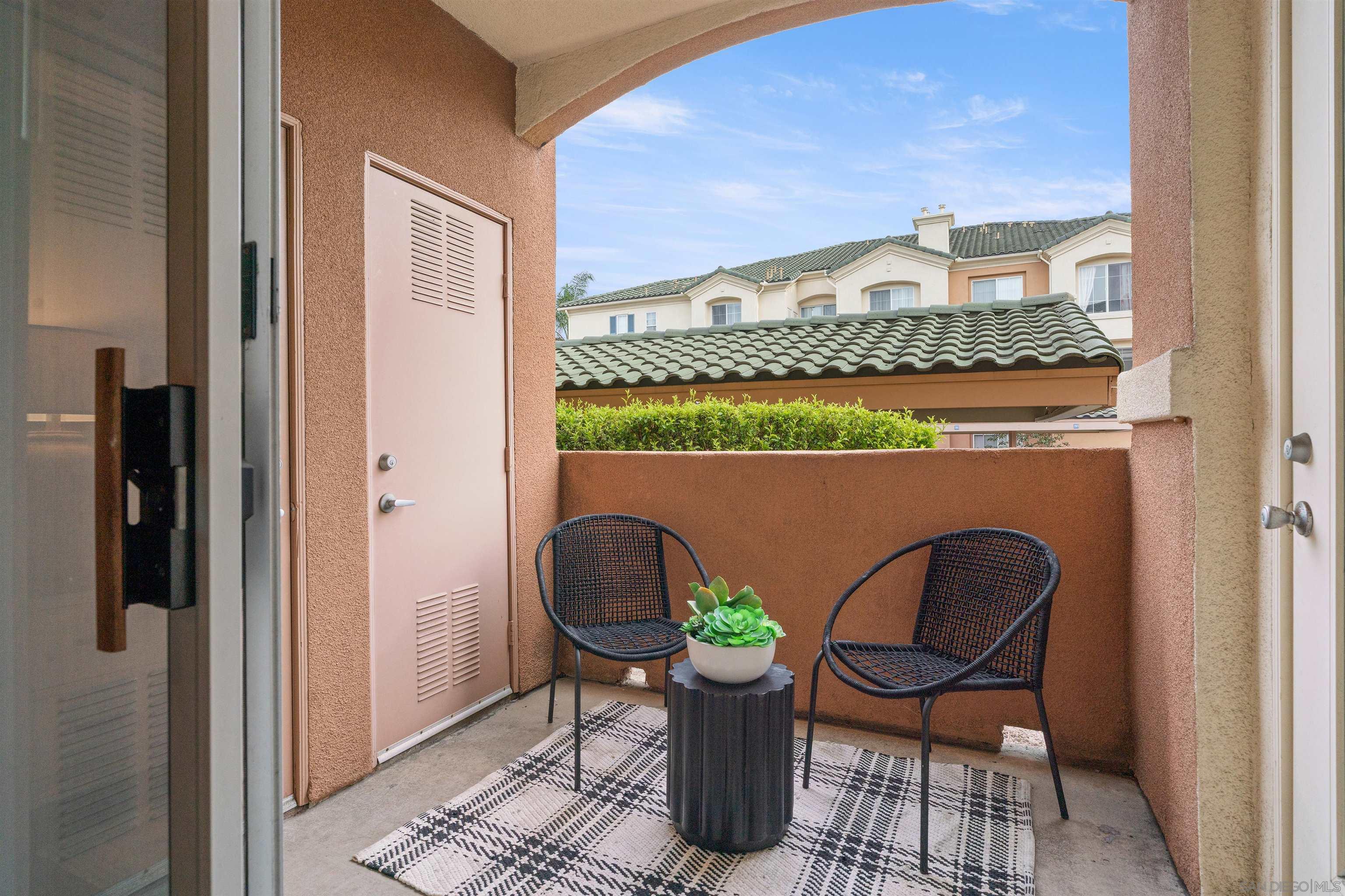 Detail Gallery Image 13 of 48 For 12368  Carmel Country Rd  #103,  San Diego,  CA 92130 - 1 Beds | 1 Baths