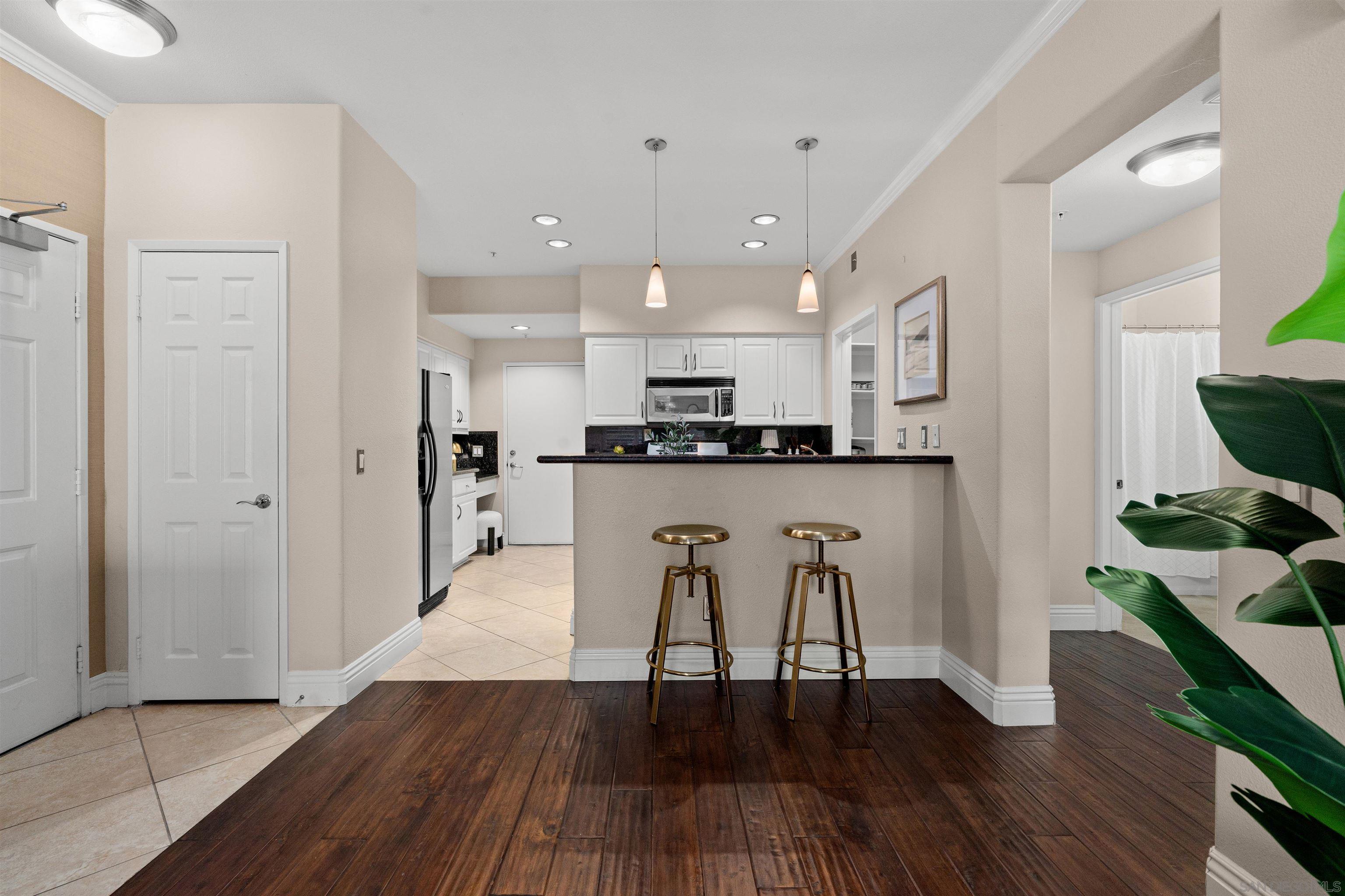 Detail Gallery Image 16 of 48 For 12368  Carmel Country Rd  #103,  San Diego,  CA 92130 - 1 Beds | 1 Baths