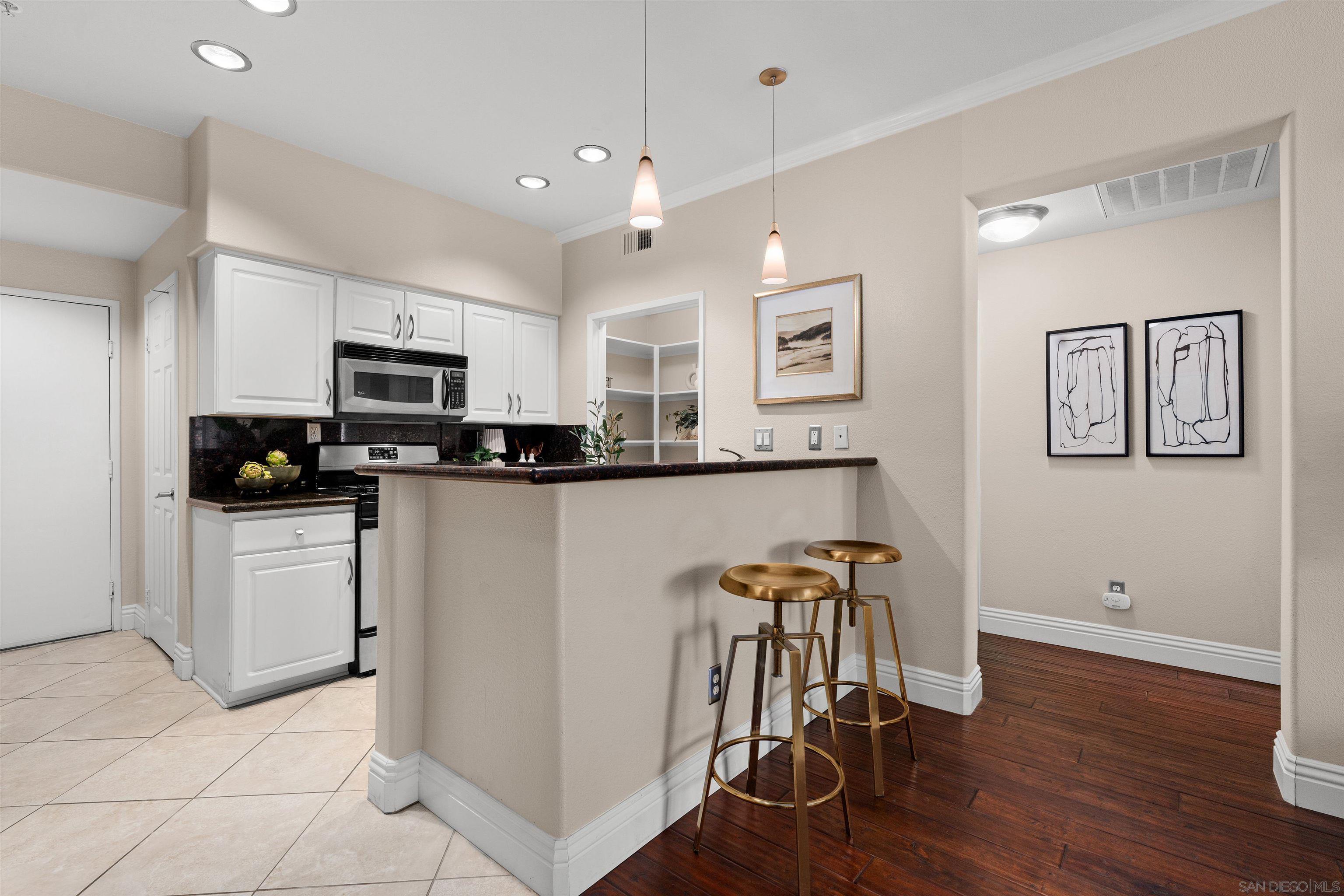 Detail Gallery Image 28 of 48 For 12368  Carmel Country Rd  #103,  San Diego,  CA 92130 - 1 Beds | 1 Baths