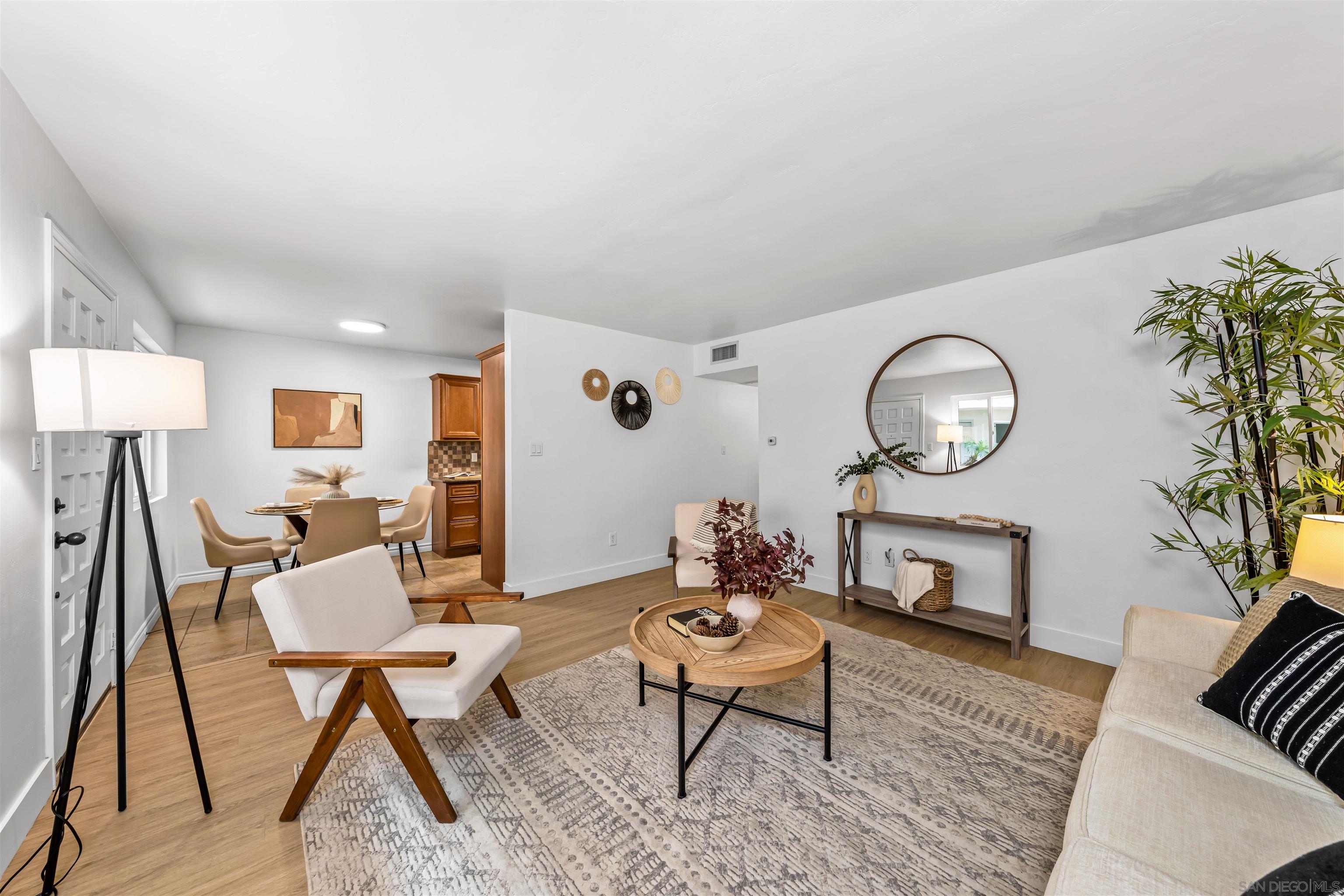 Detail Gallery Image 11 of 36 For 1030  Robinson Ave  #111,  San Diego,  CA 92103 - 2 Beds | 2 Baths